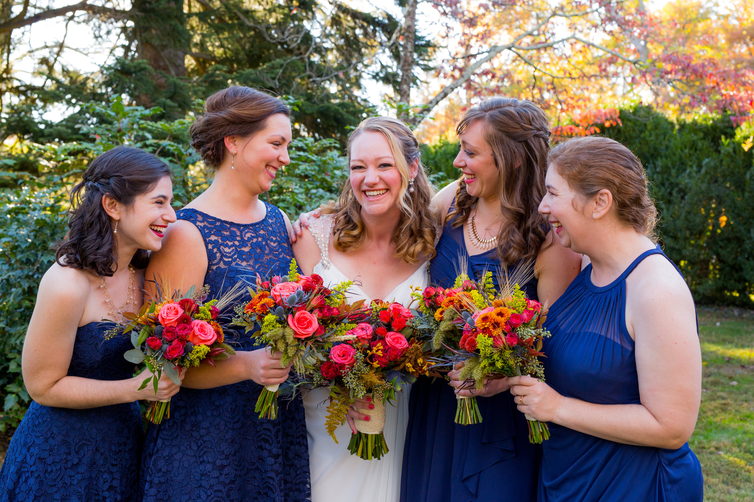Navy and coral bouquets