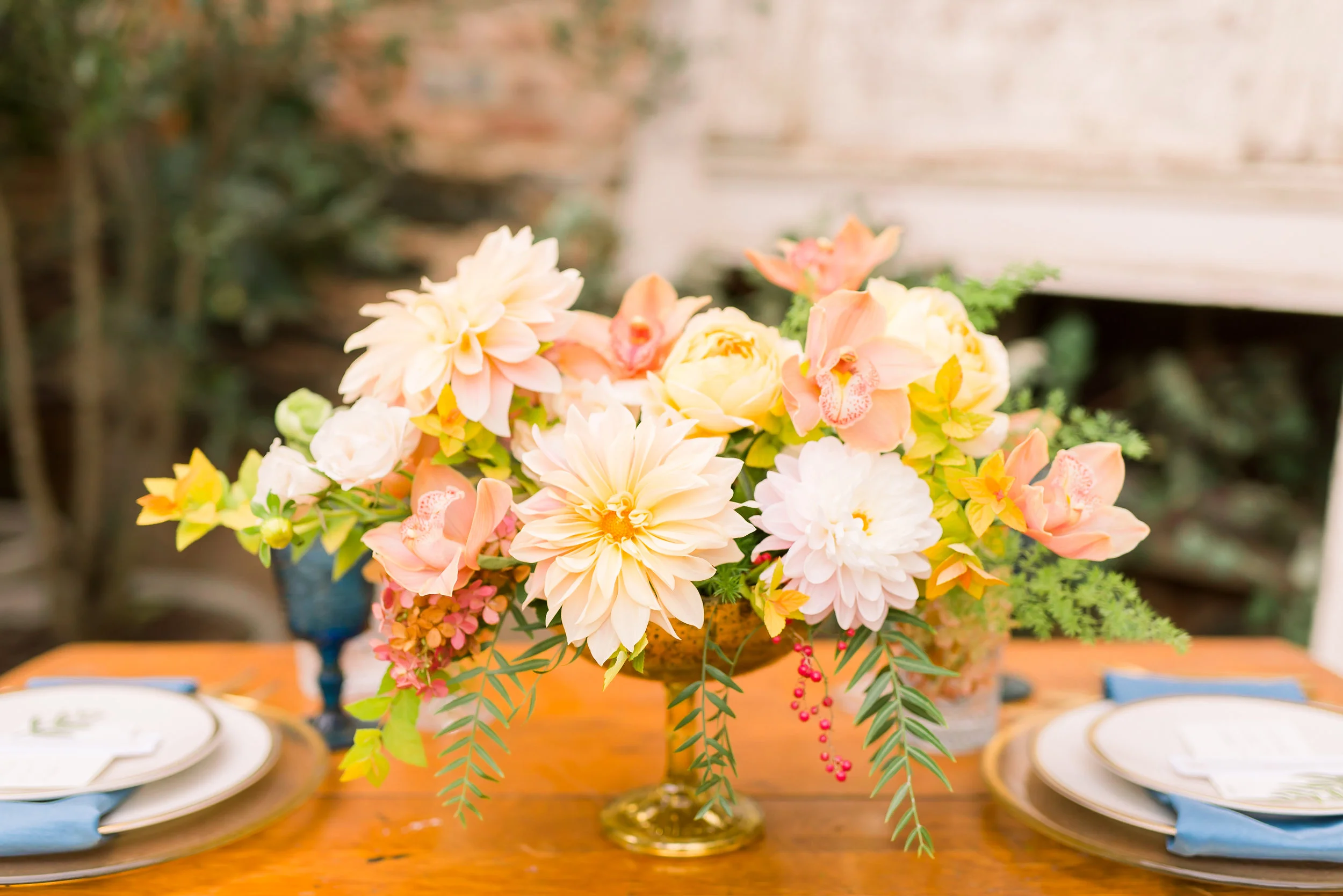 oatlandswedding_greenhouse_tablescape_maddywilliamsphotography-37.jpg