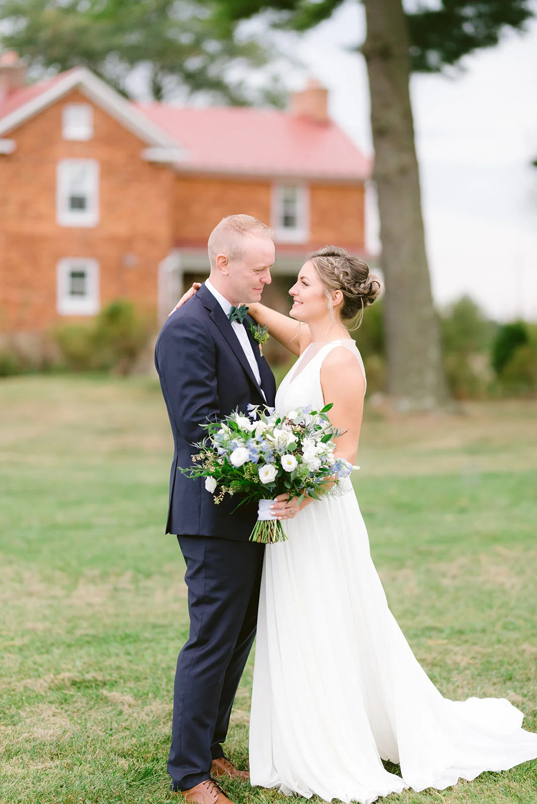 Lauren_+_Billy_Bride___Groom-47.jpg