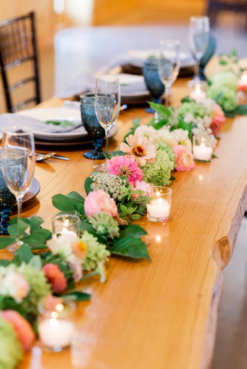 Mt. Defiance Cidery & Distillery Hapily Hitched Lark Floral Franzi Lee Photography-3702.jpeg