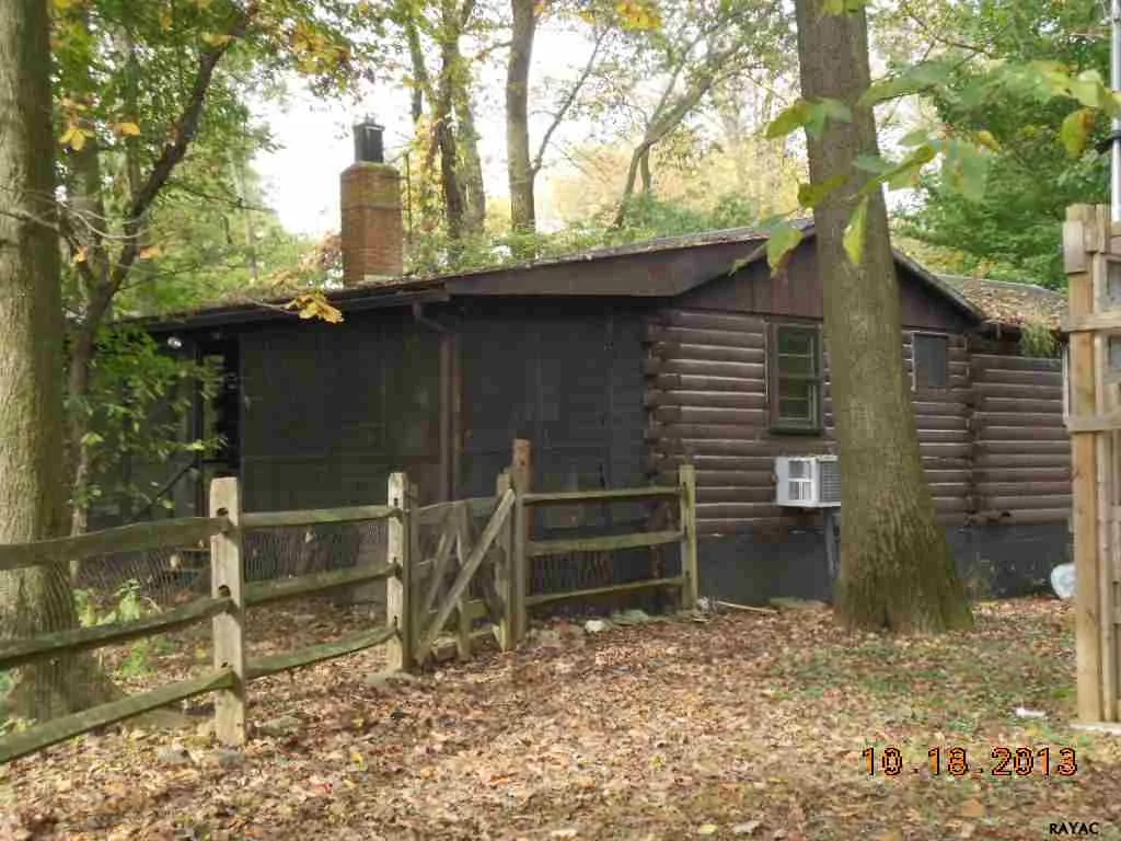 The Little Cabin by the River