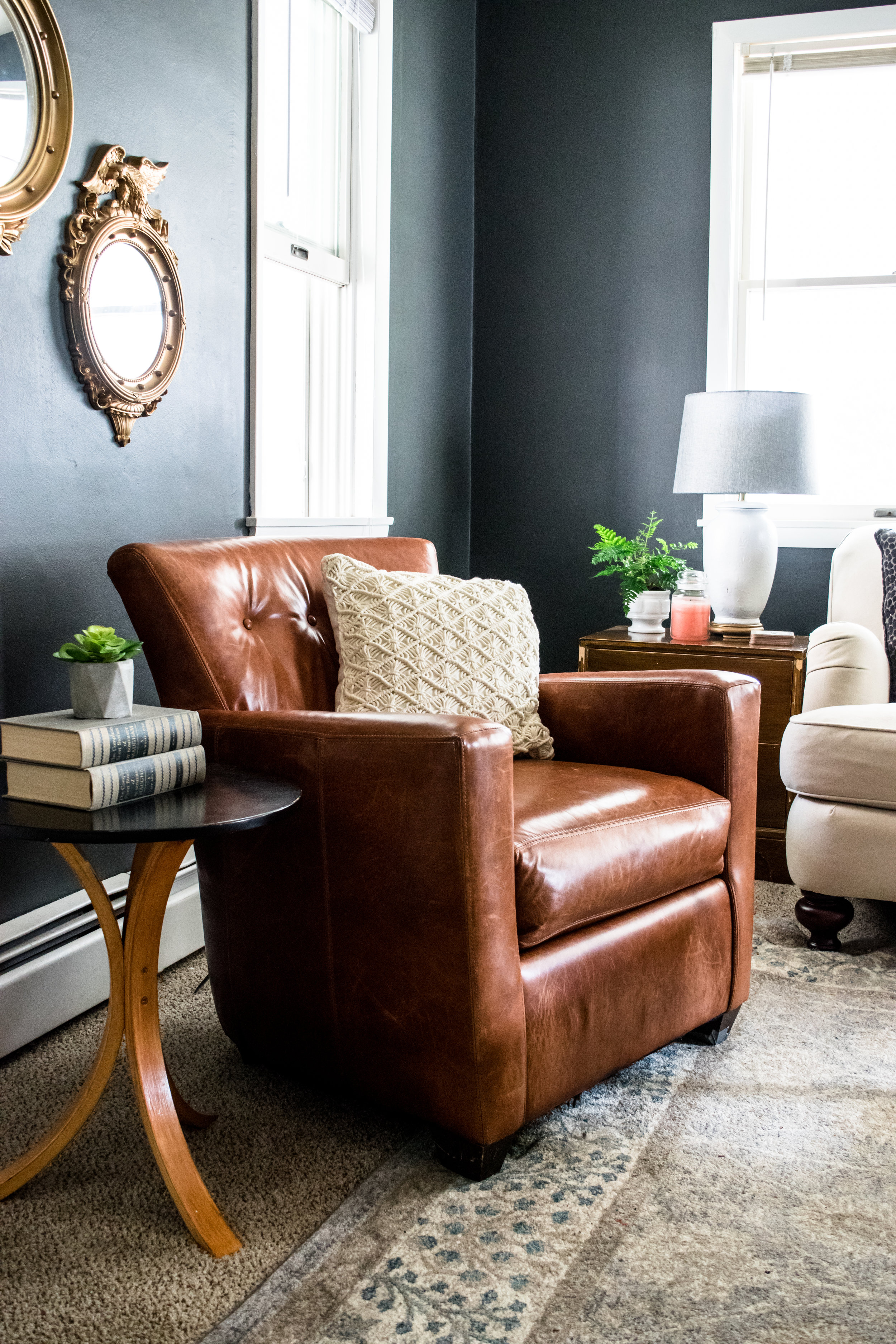 How To Shop For Thrifted Secondhand Furniture Stevie Storck