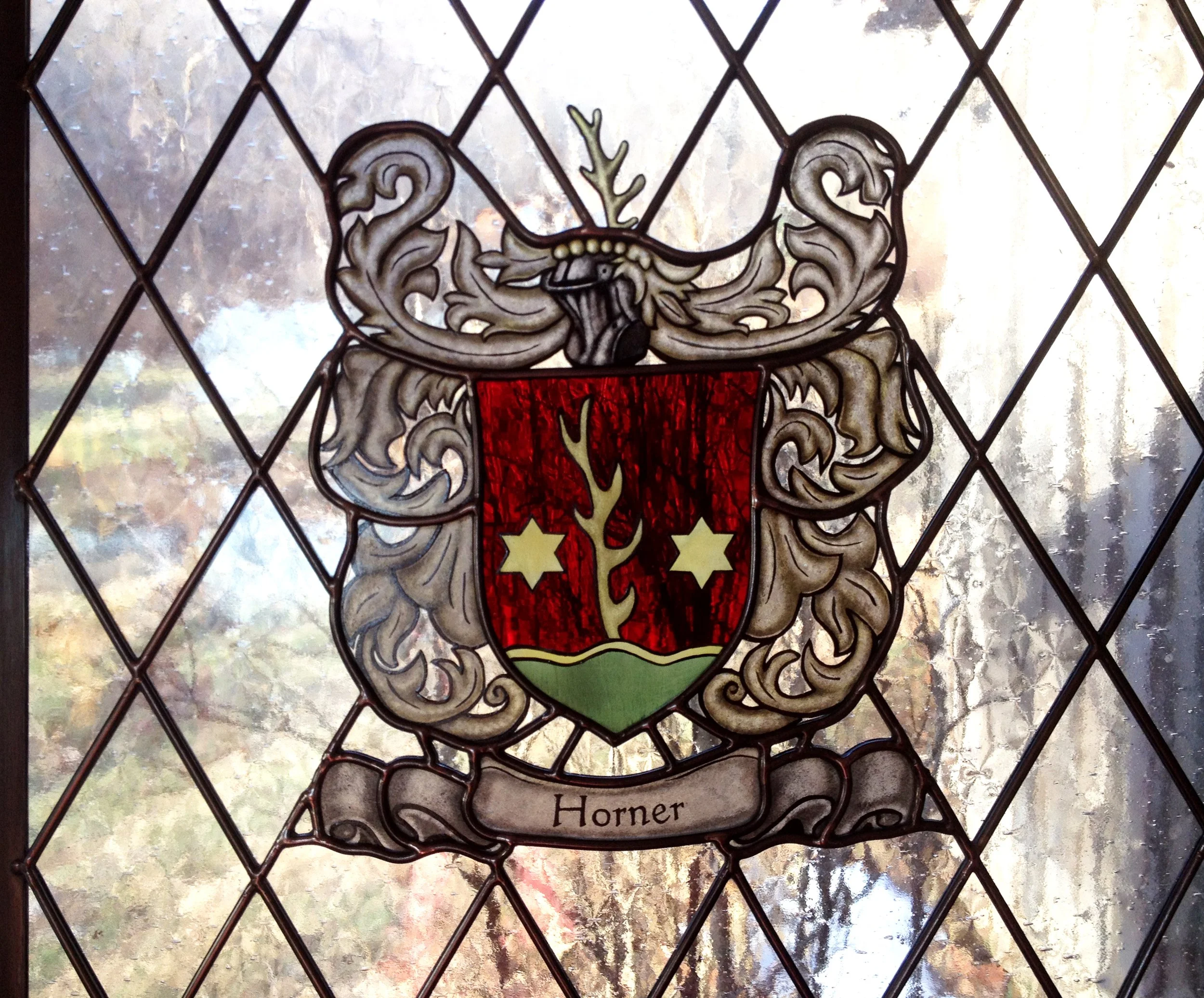 crest.jpg