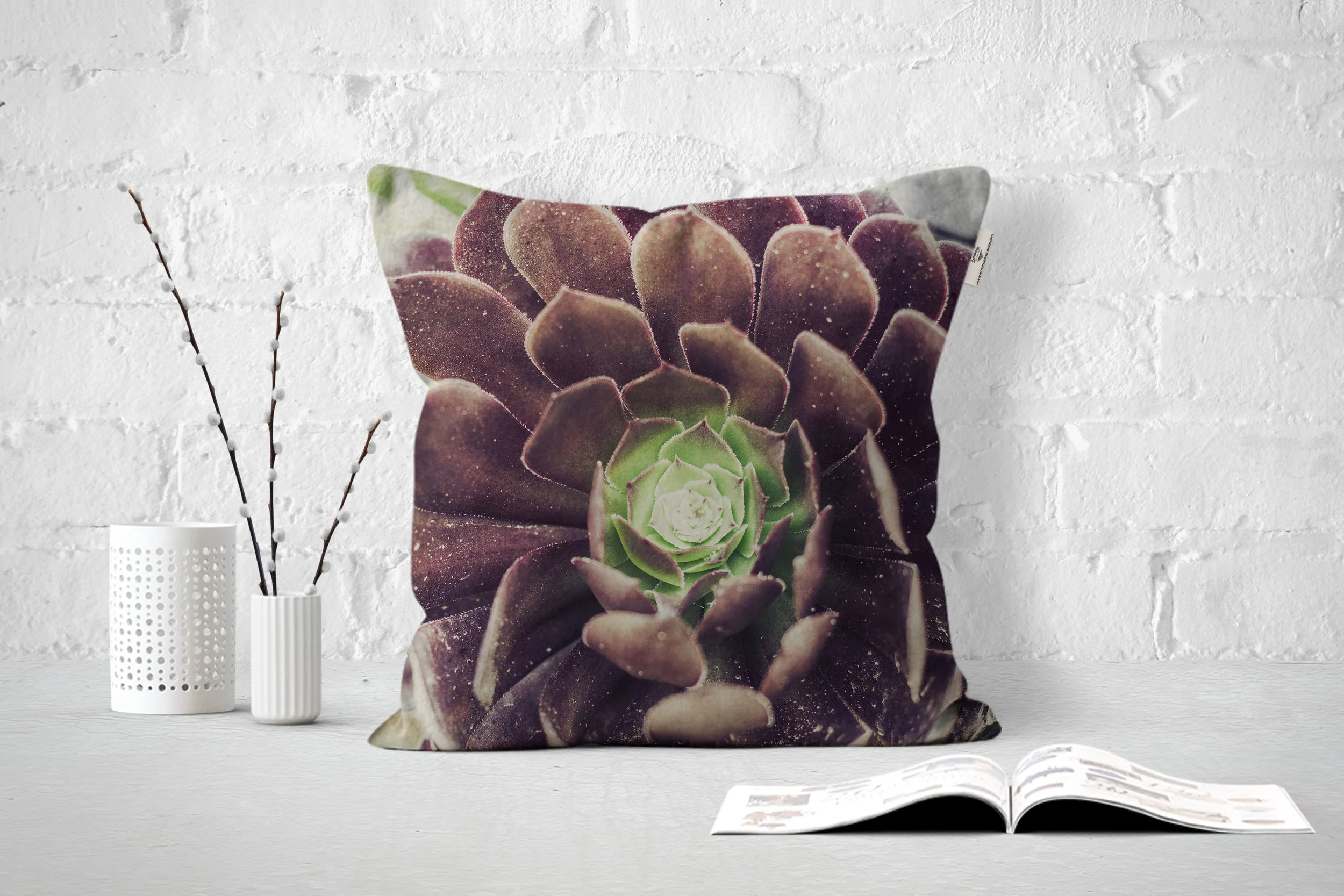 Scene 1 SS2016 Efflorescence Pillow 5713.jpg