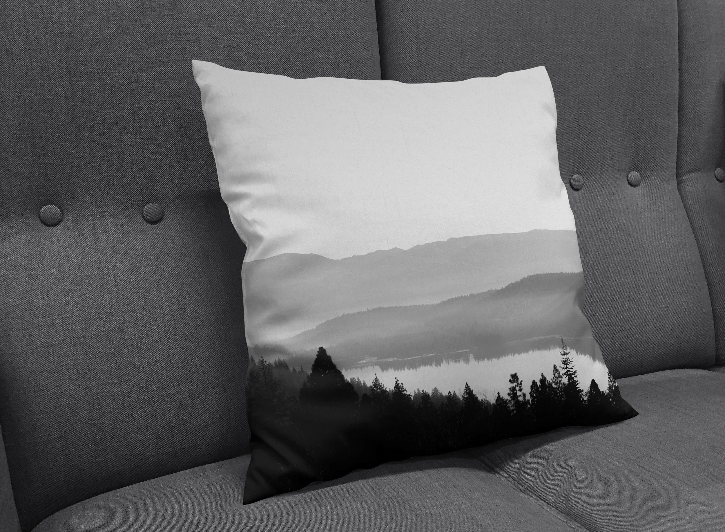 The Black and White - Donner Lake 2.jpg