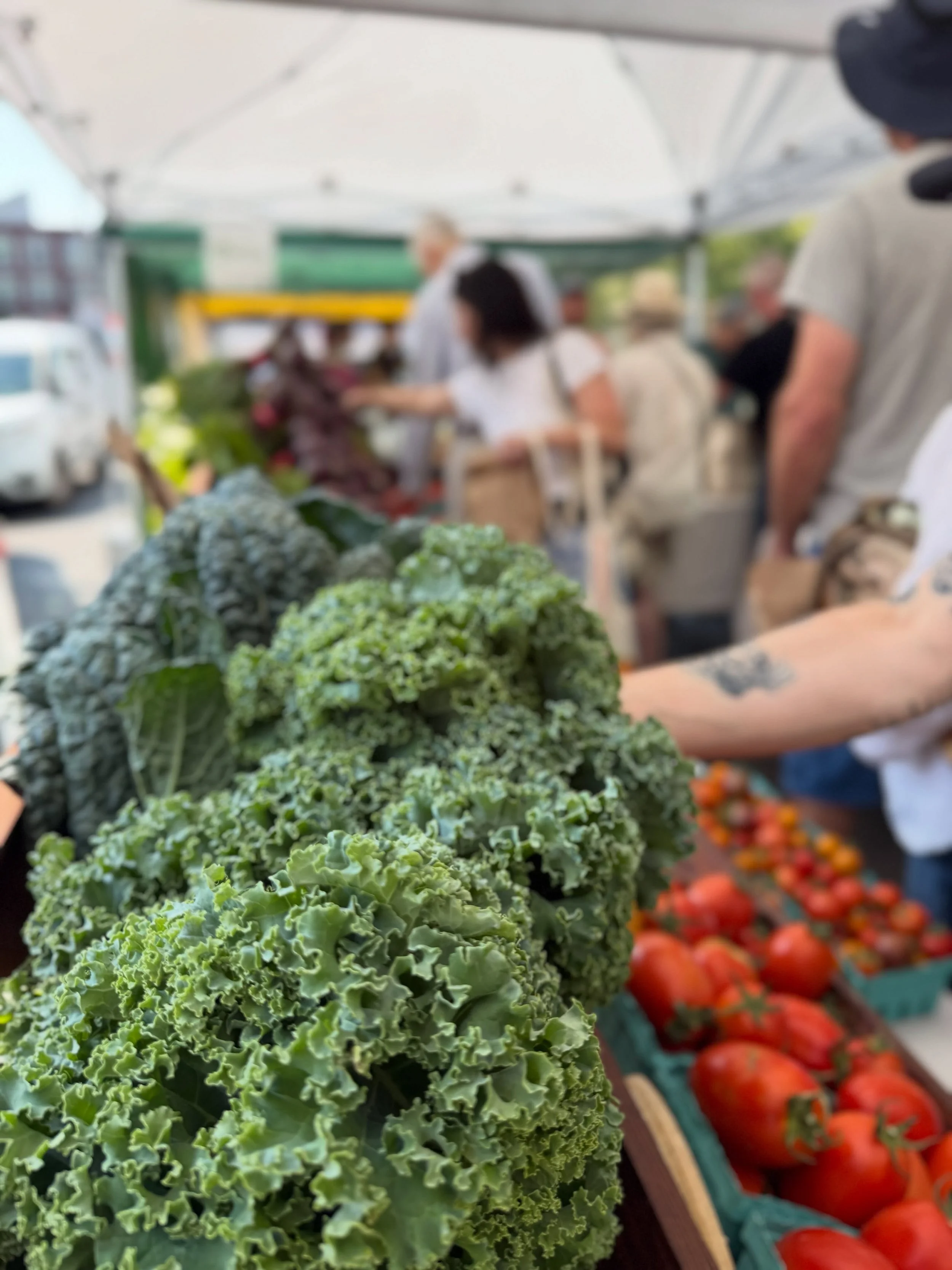 Captions are hard, but you know what isn&rsquo;t? Getting an epic market haul today at the Central District Farmers Market. 

What would your perfect caption be for these market pictures? 

Come on down and support Washington State Farm&rsquo;s and v