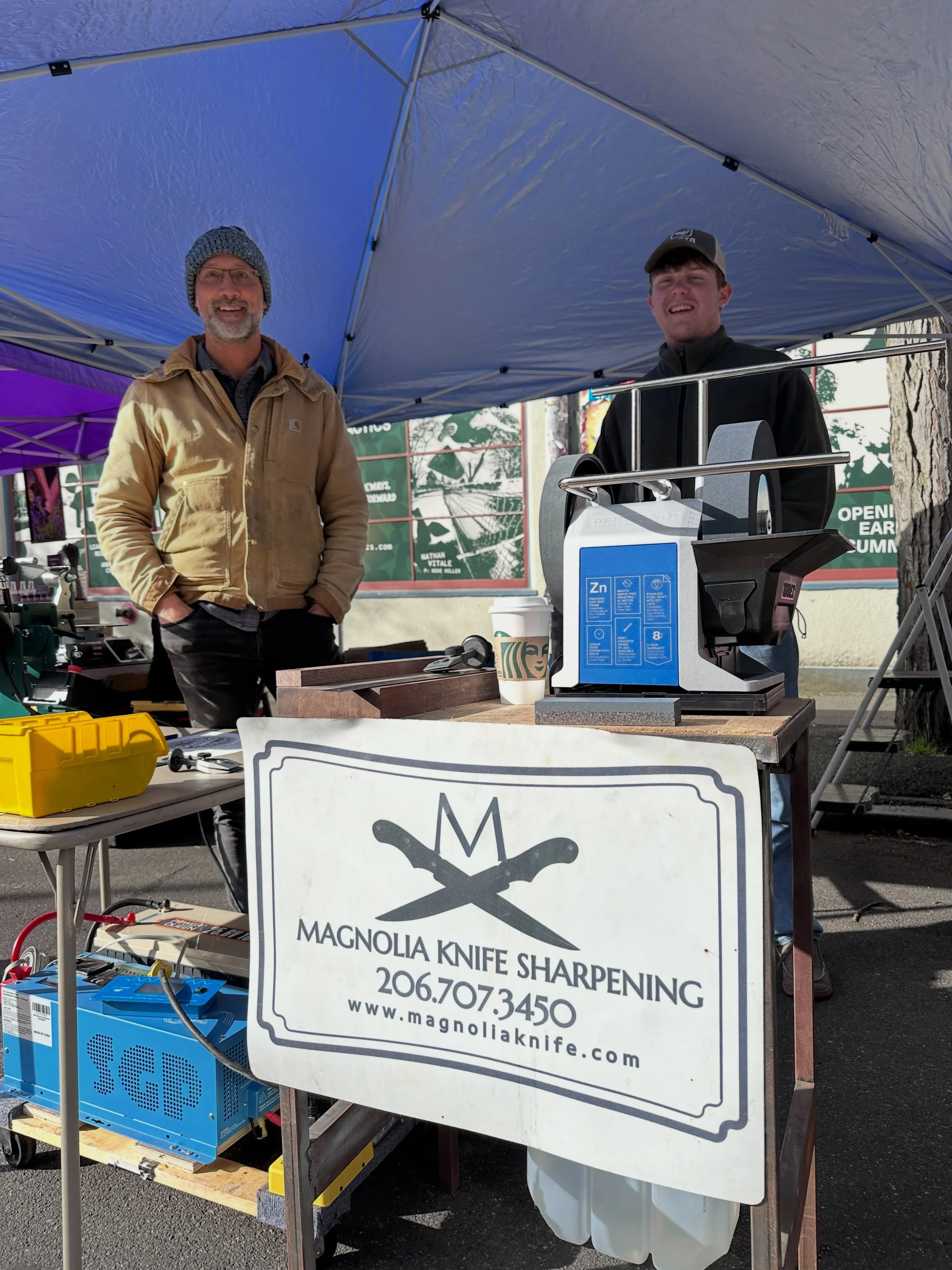 We have great news Wallingford! @magnolia_knife will be back at the Wallingford Farmers Market starting this Wednesday, August 26th. 

Don&rsquo;t forget to bring those kitchen knives that could use some tender loving care to the market tomorrow!

Se