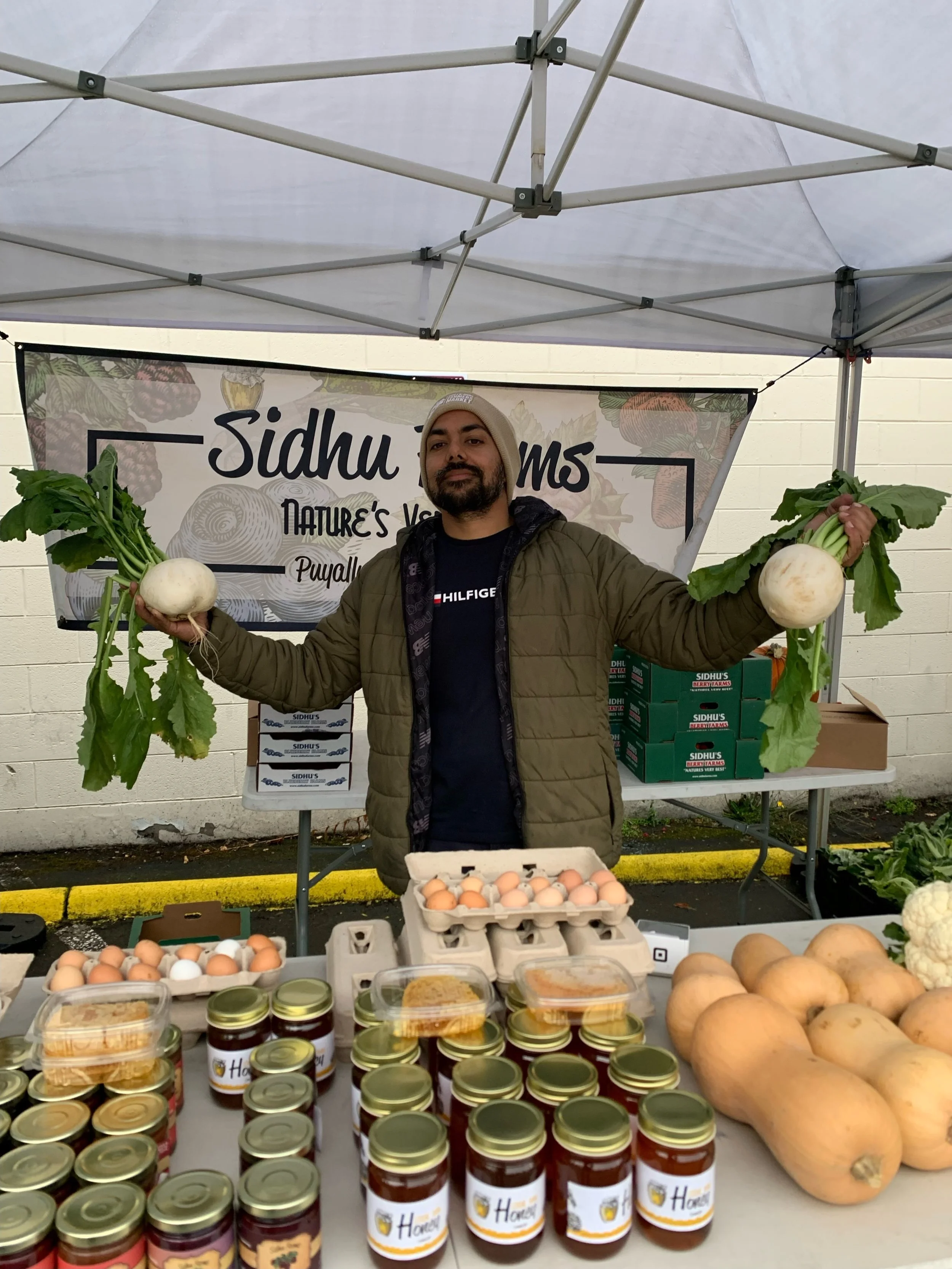Just 4 more markets (including today) left in the Central District Farmers Market season! 

Don&rsquo;t miss out on coming down and getting that market haul you&rsquo;ve been craving while supporting local Washington farms and vendors!

We are here u