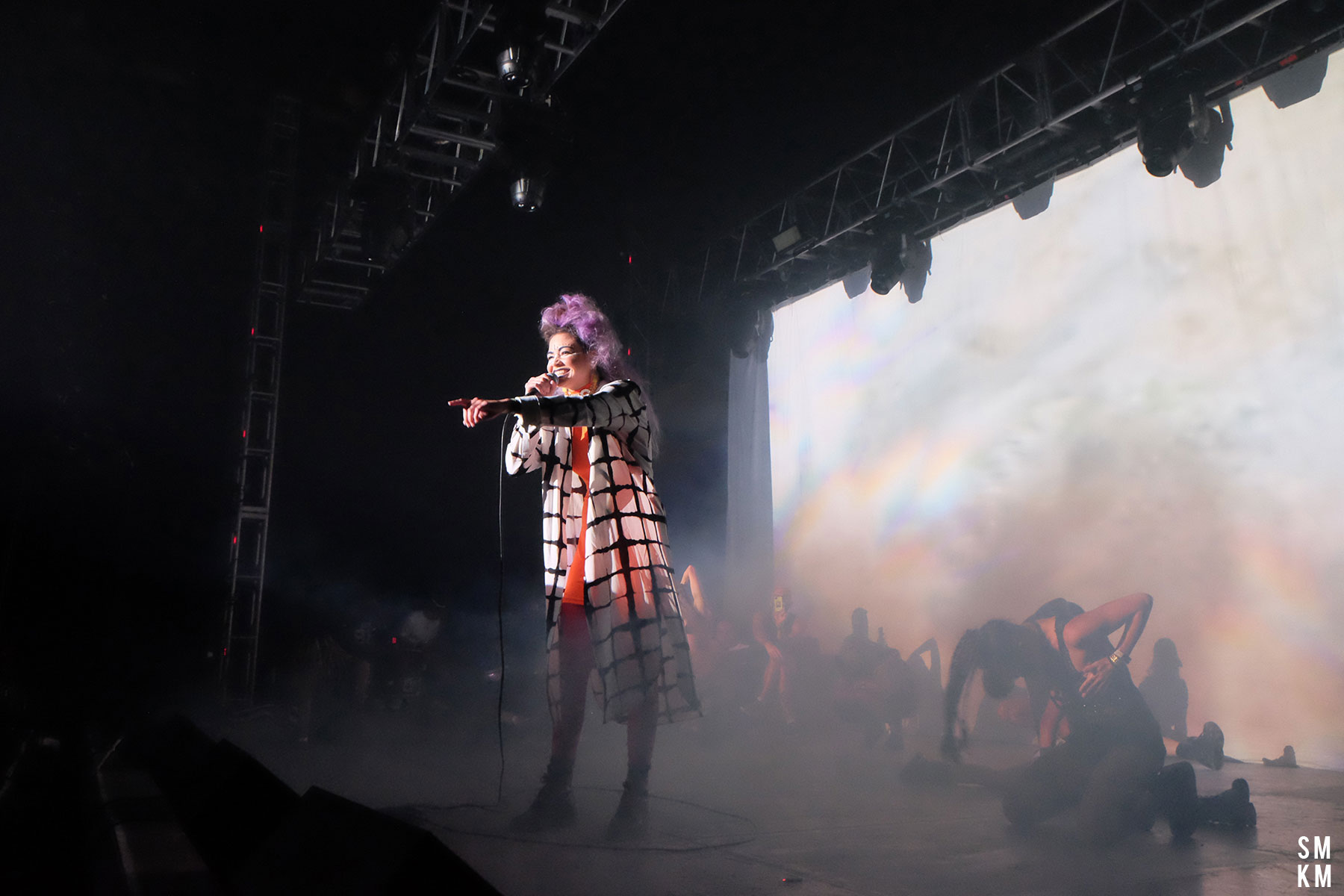 smkm-poorgrrrl-iiipoints2015-04.jpg