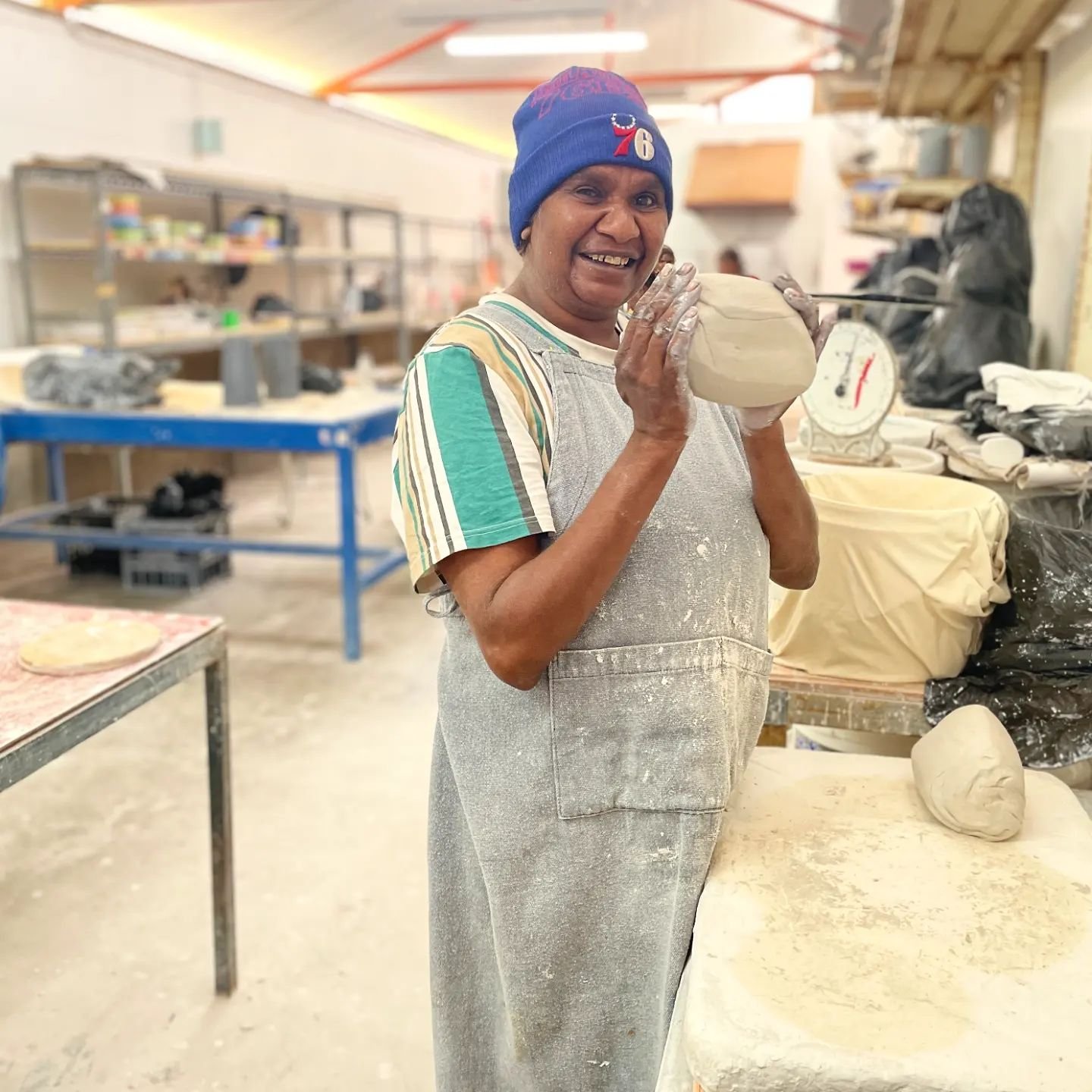 Arts Worker Natasha Carroll demonstrating her new skill of cut wedging. This technique recycles and blends clay so that it can be reused by artists in the ceramic studio.

#ivais #ernabella #ernabellaarts #clay #apylands #ceramics #pukatja #madebyhan