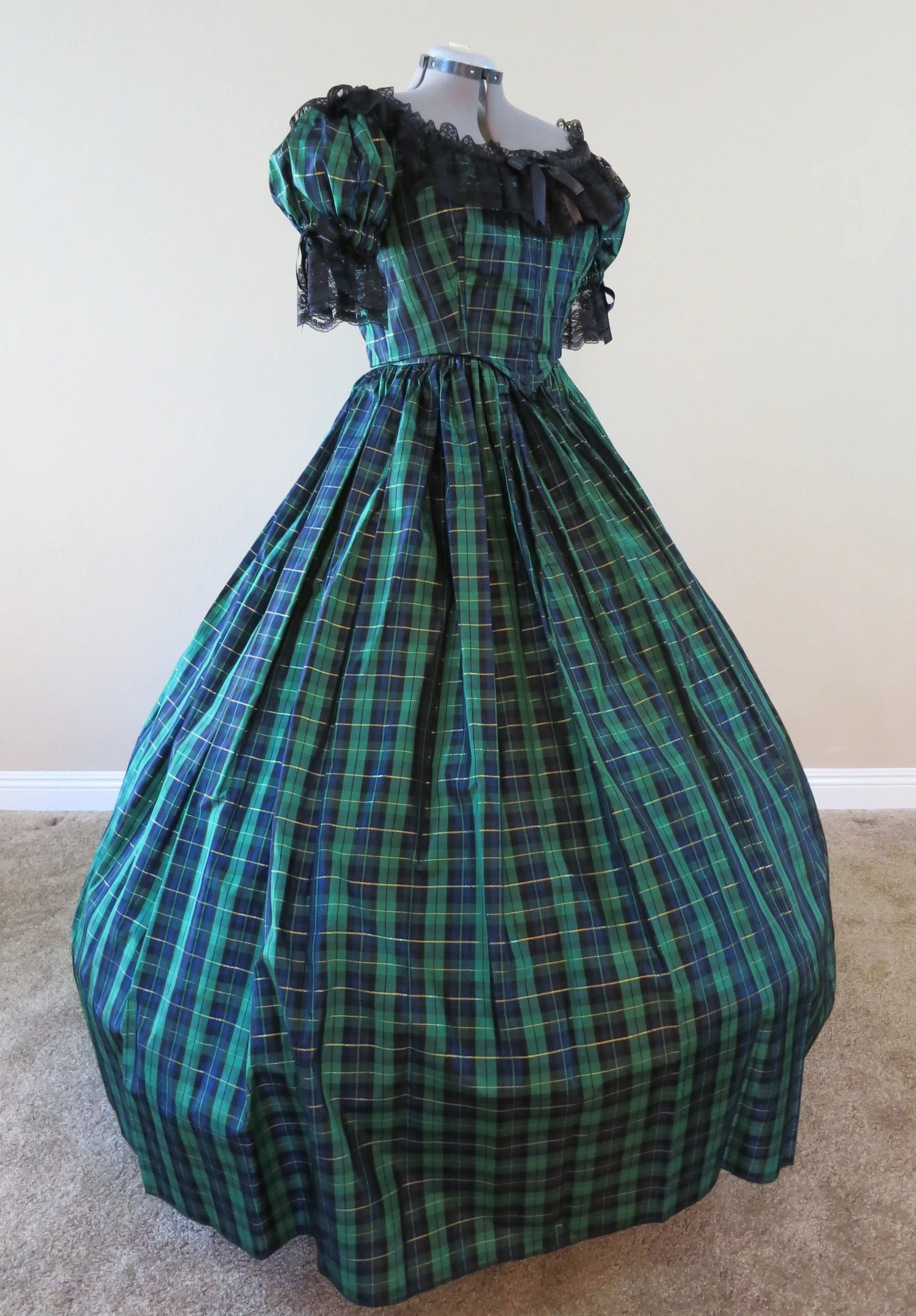 Plaid Taffeta Ball Gown (waist - 30"-32") Civil War Ball Gowns Plaid Taffeta Ball Gown (waist - 30"-32") Civil War Ball Gowns