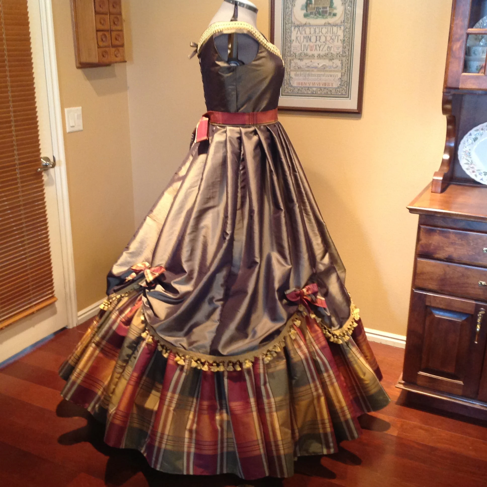 plaid dress left side.JPG