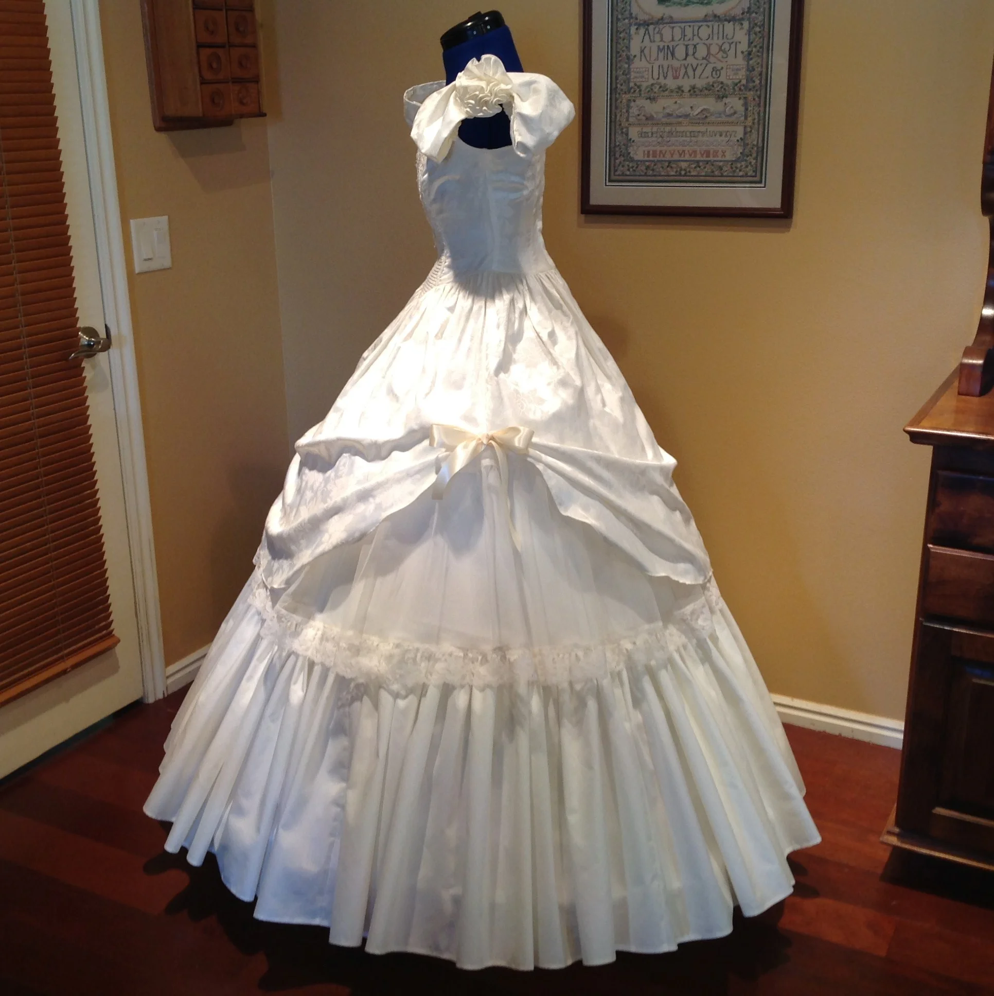 2ecru dress left side.JPG