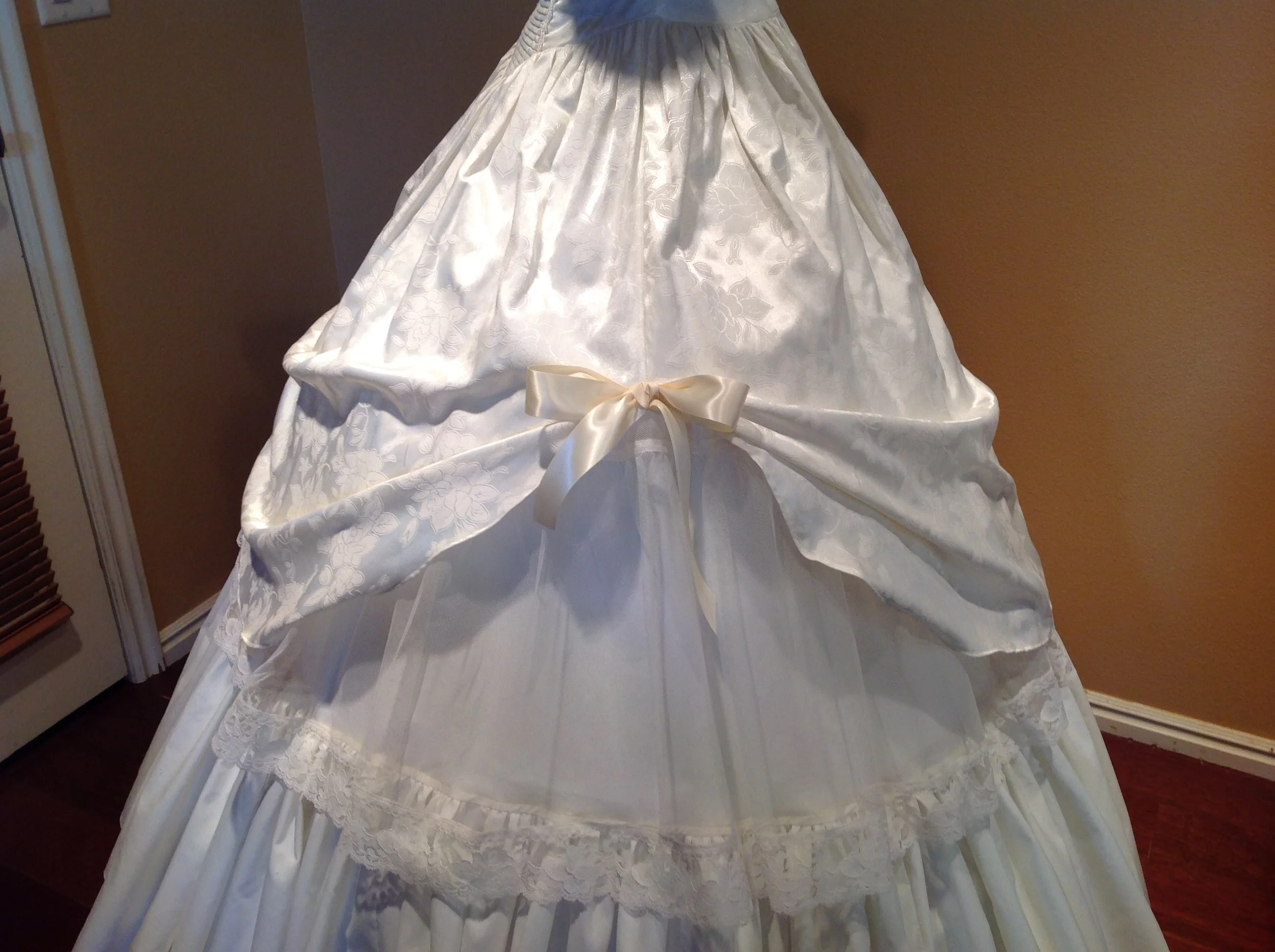 2ecru dress left side close up.JPG