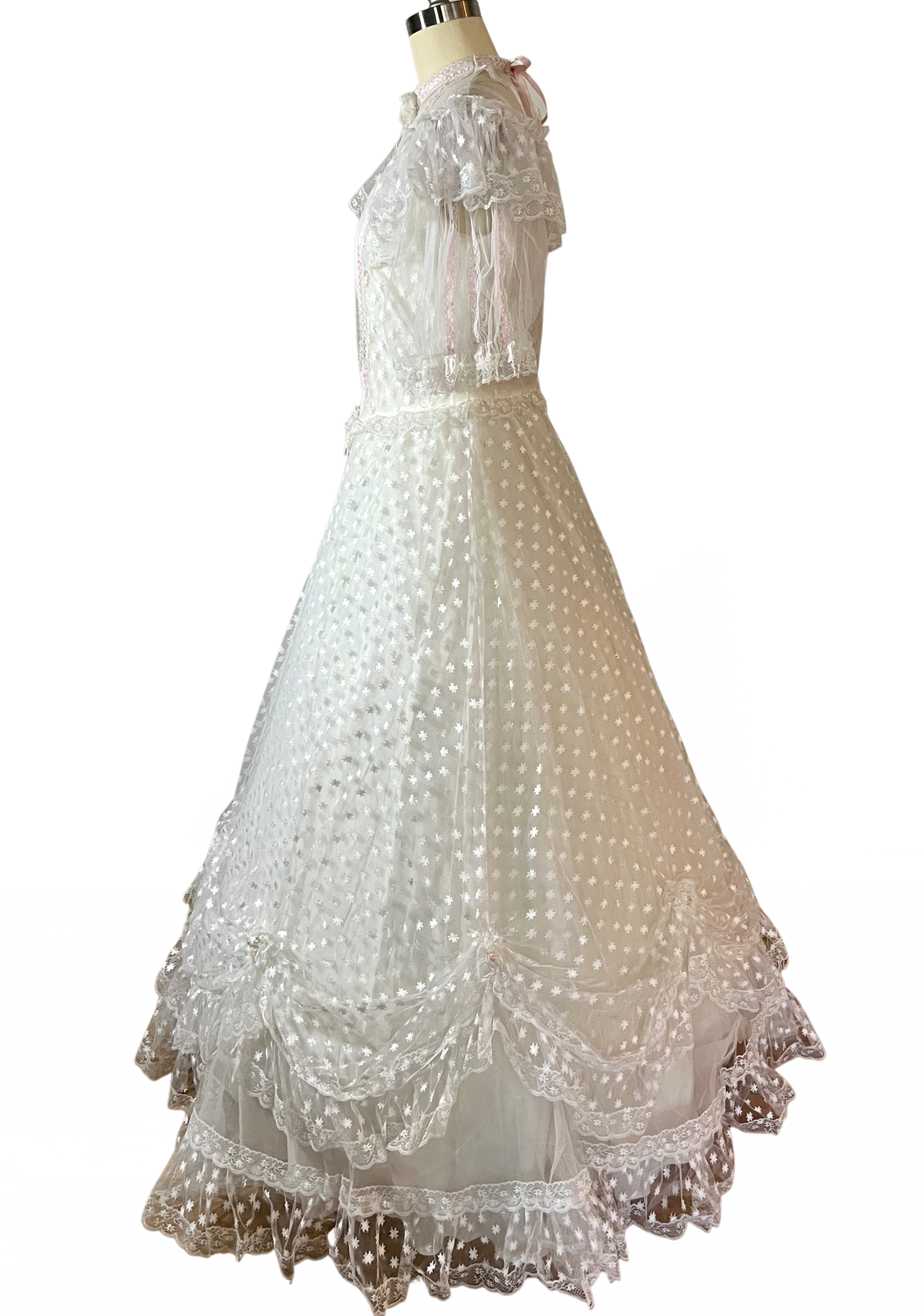 W34.1) White Lace & Pink Satin Wedding Gown (waist - 34") - RESERVED   Civil War Ball Gowns