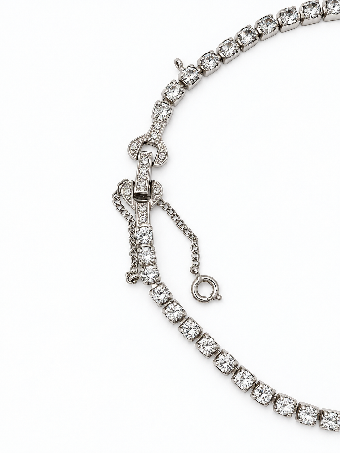 silver clasp.png