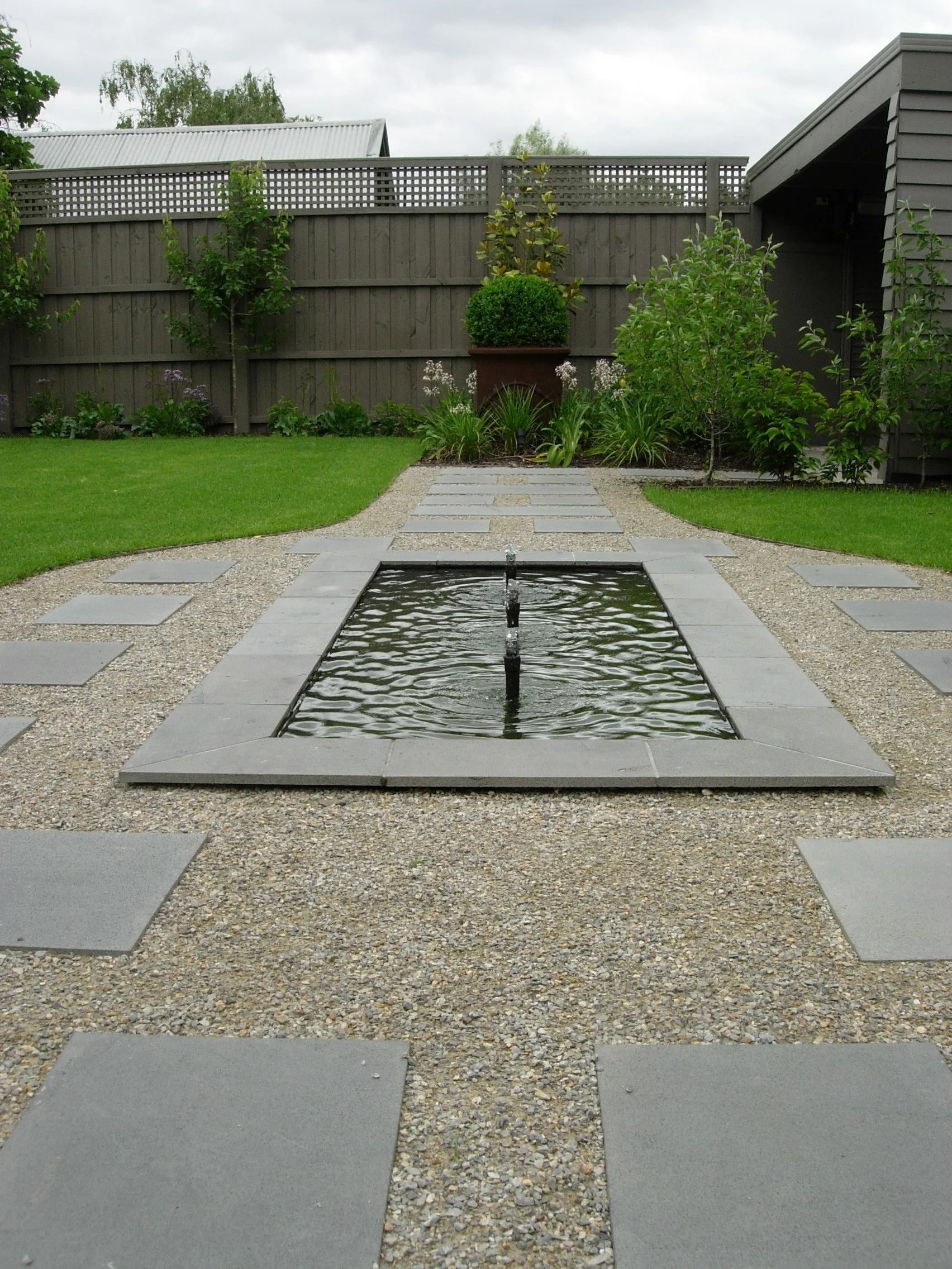 Landscaping-Sasha 005.jpg