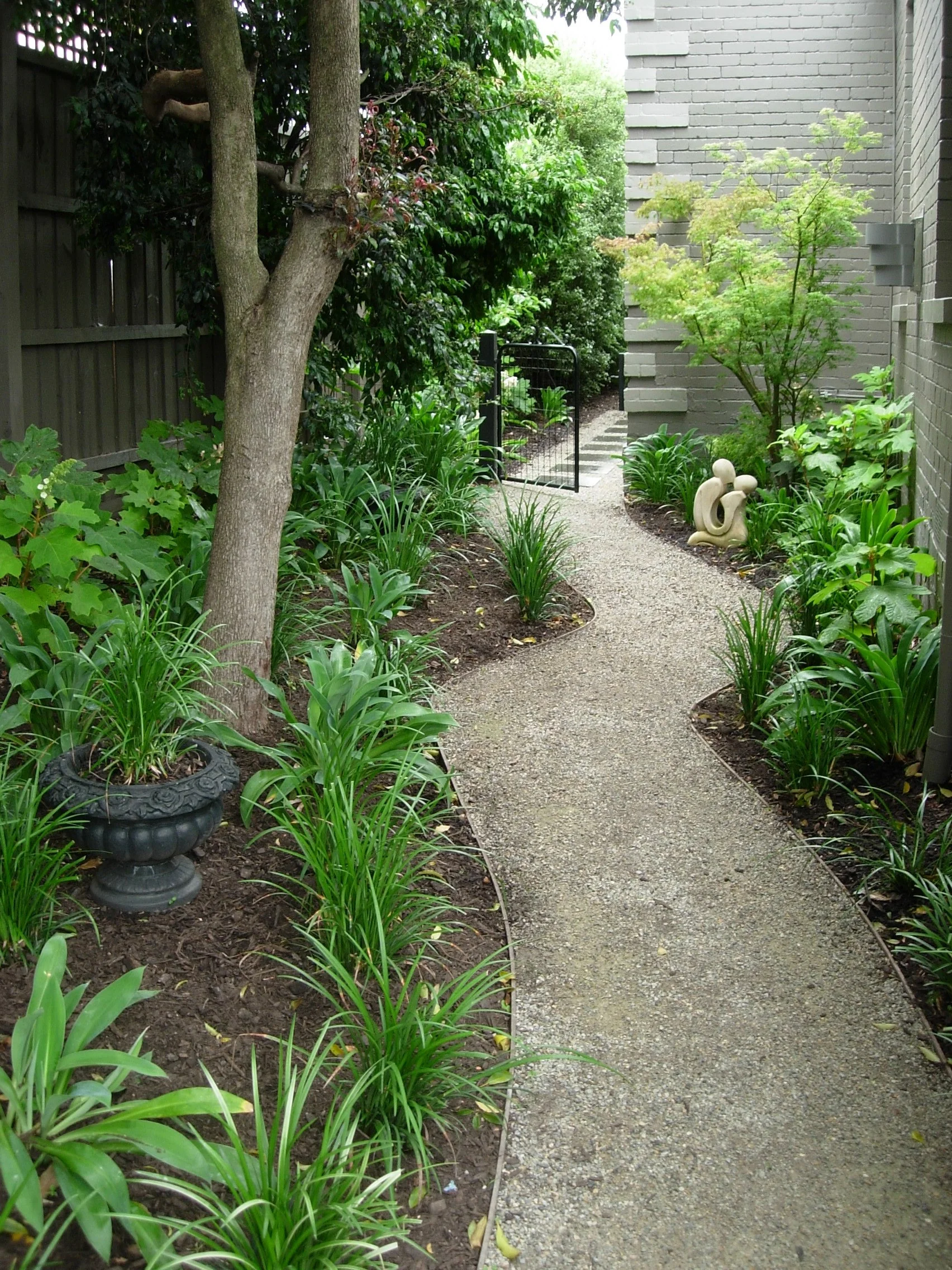 Landscaping-Sasha 010.jpg