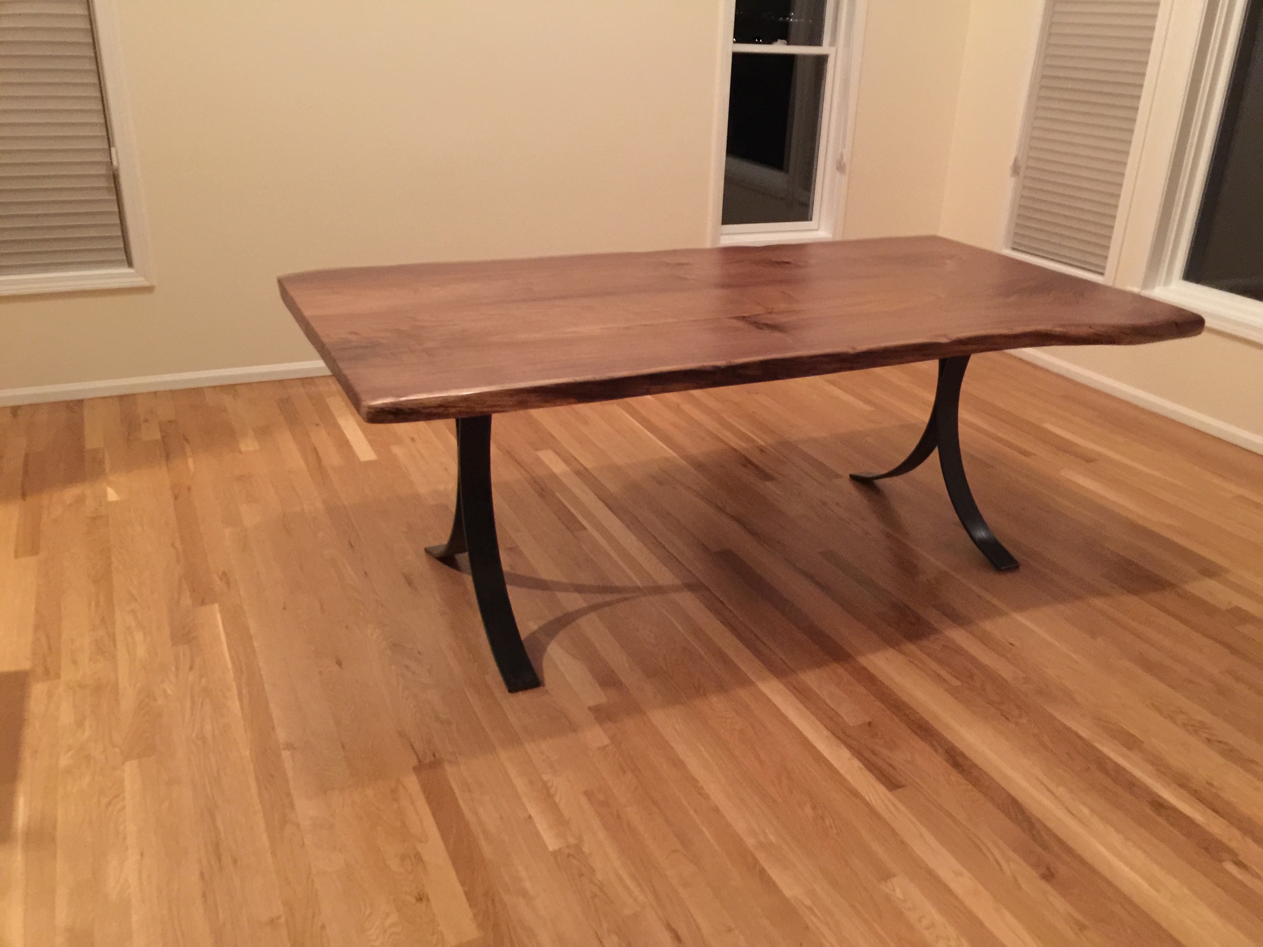 Subtle Edge Walnut Dining Table