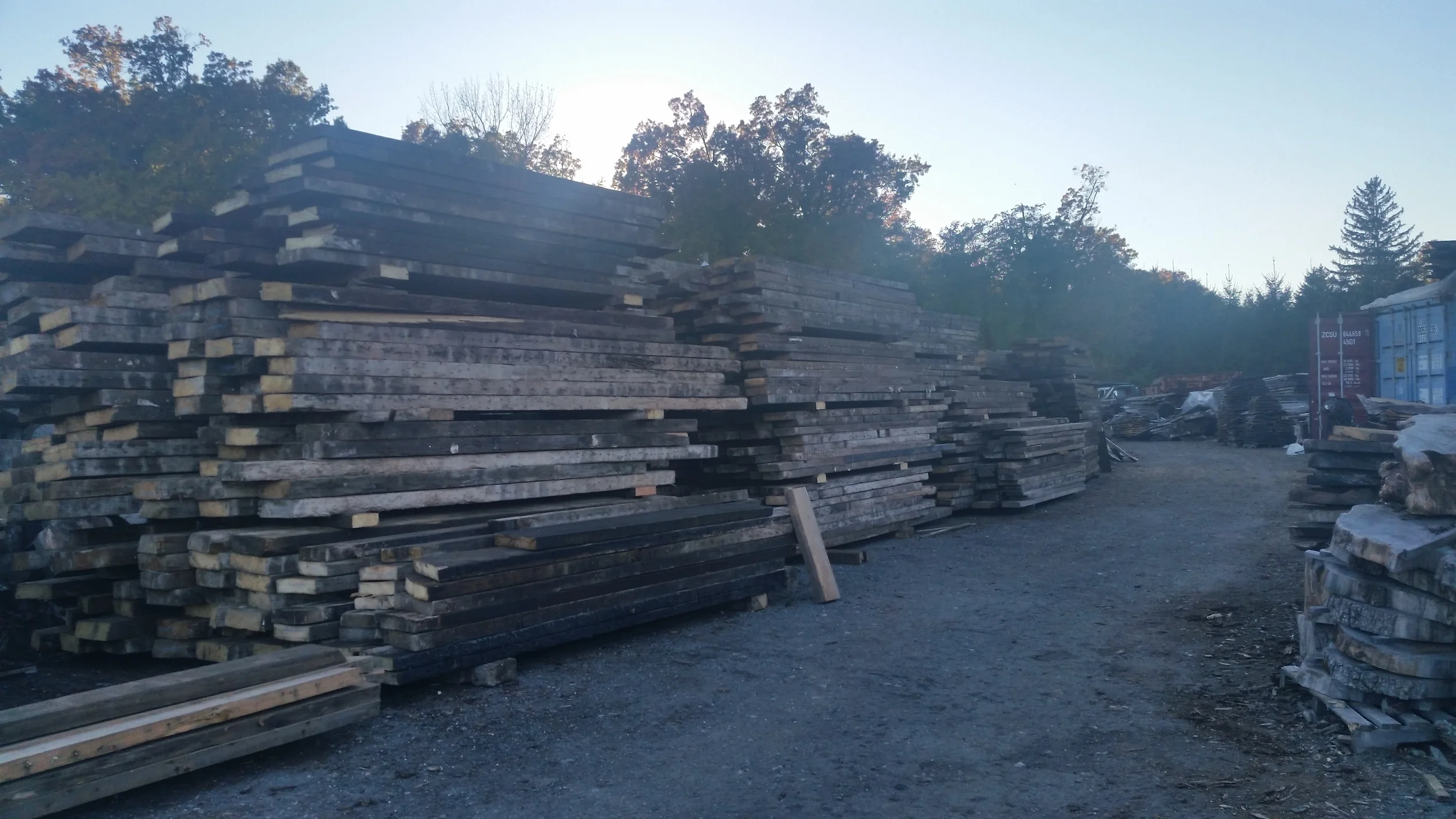 Reclaimed Lumber & Wood in NYC Brooklyn, NY Hardwood — NYCitySlab