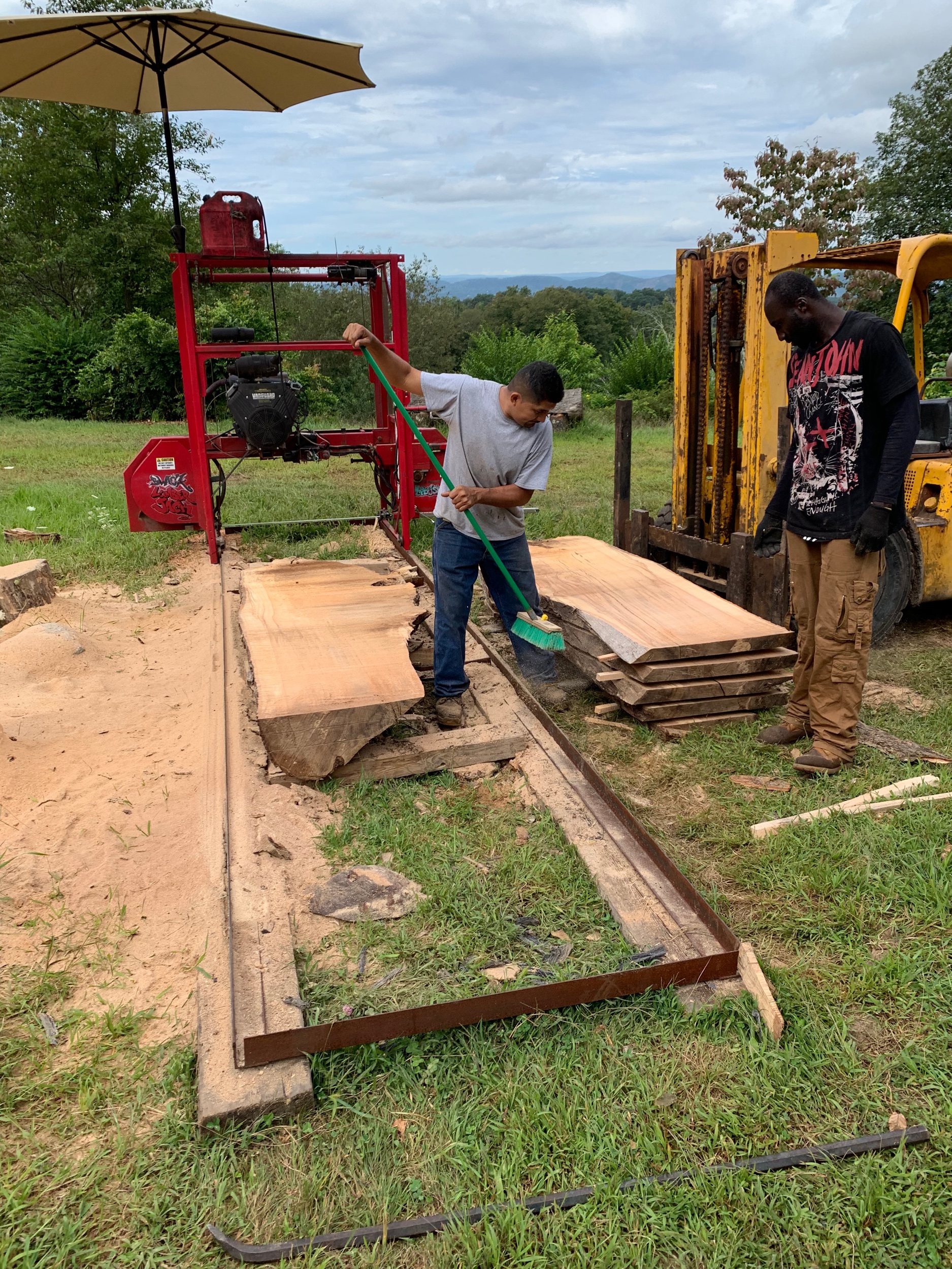 Oscar 52 with a 48” cutting capacity and site on a 50’ track on site in Tarrytown NY