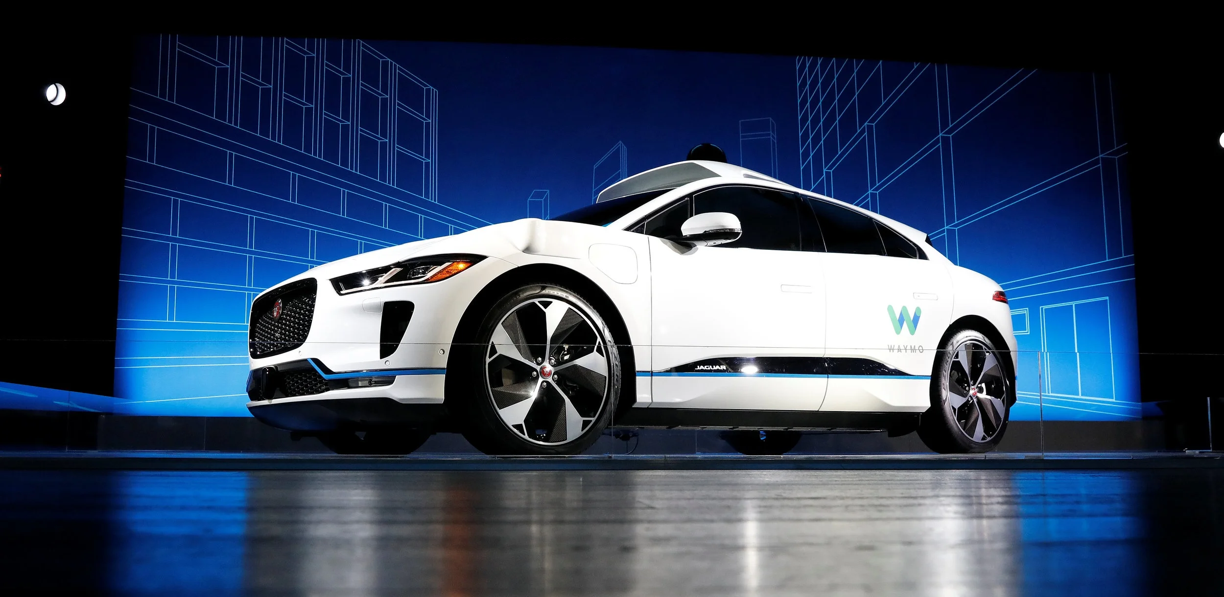 2018-03-27T153052Z_1_LYNXMPEE2Q1C1_RTROPTP_4_AUTOS-SELFDRIVING-WAYMO.jpg