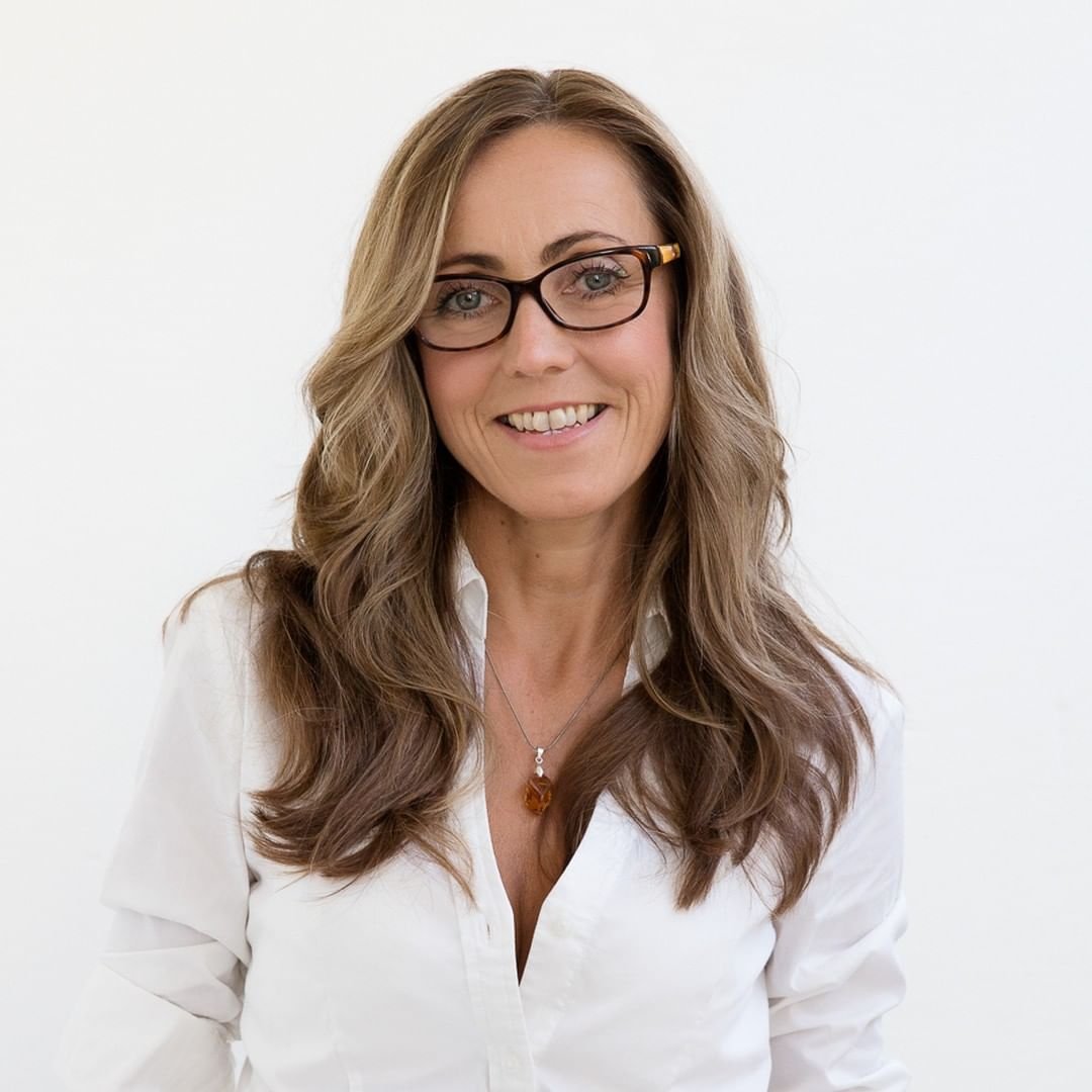 LinkedIn headshot of a woman