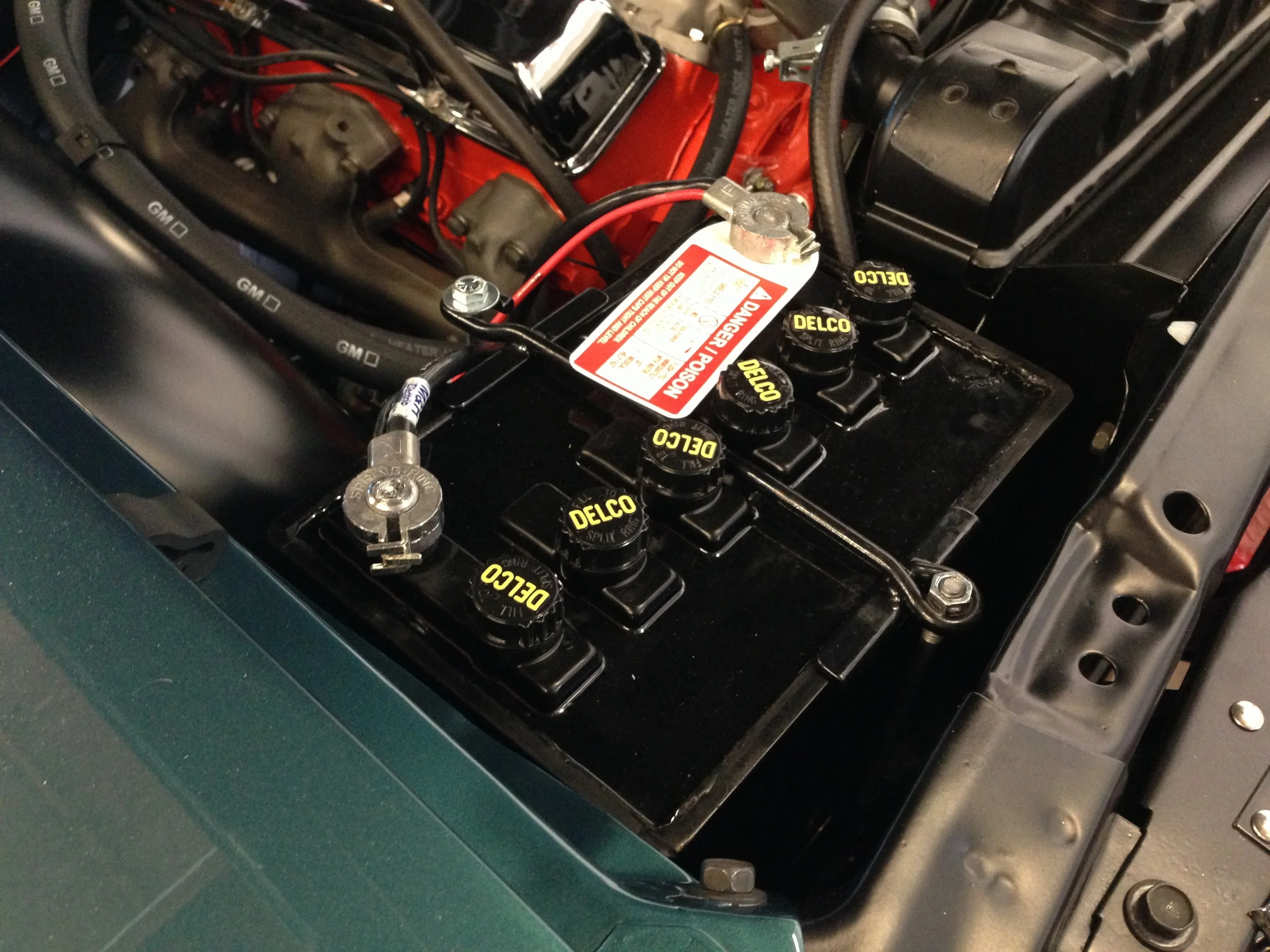  A modern sealed battery inside a original style enclosure. 