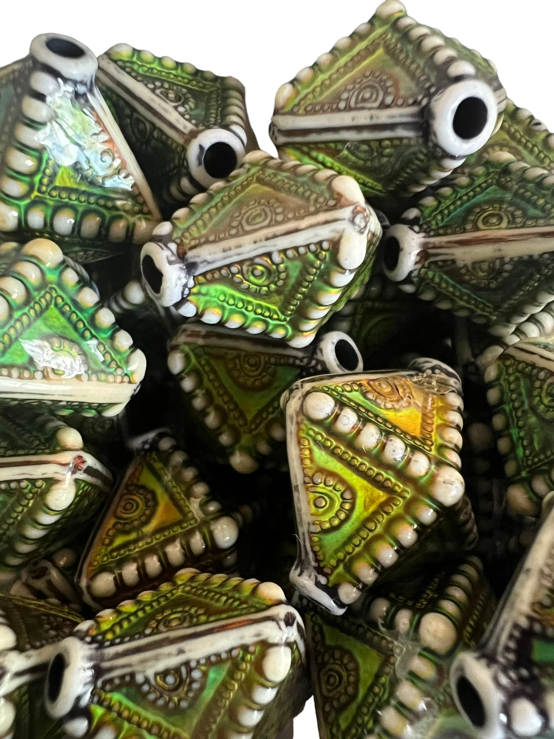 https://i.etsystatic.com/5643671/r/il/9c6630/5168077759/il_fullxfull.5168077759_i7dx.jpg