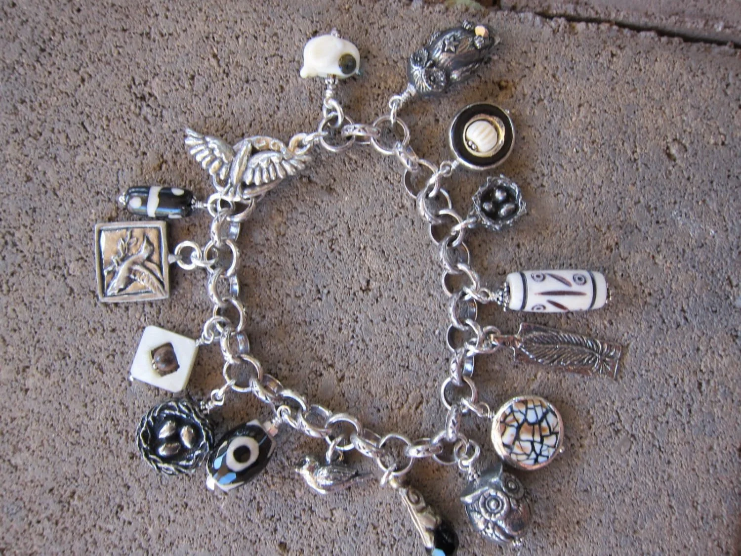 https://i.etsystatic.com/5643671/r/il/bd76eb/612041550/il_fullxfull.612041550_barp.jpg
