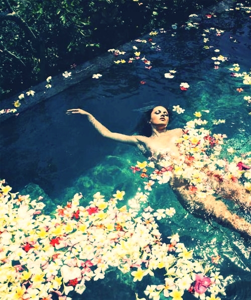 "Dream Island”Karmen Pedaru by Claudia Knoepfel and Stefan Indlekofer for Marie Claire Italy May 2008