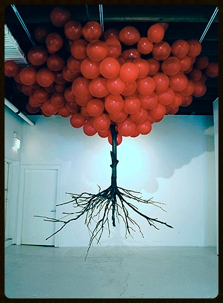 Untitled Tree, Balloon, Myeongbeom Kim