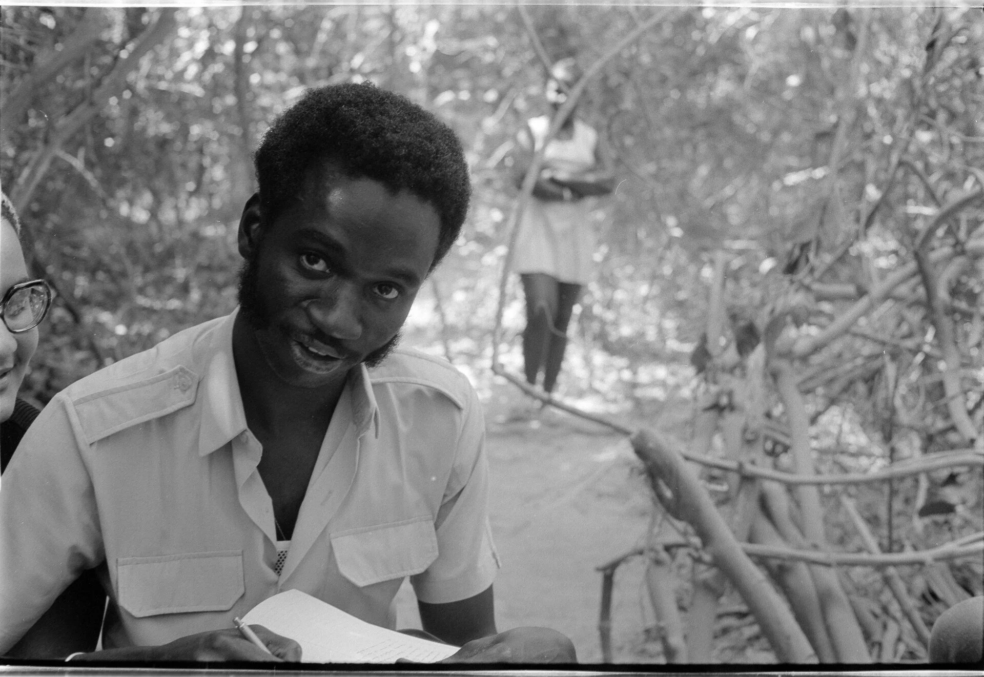 ASC_Leiden_-_Coutinho_Collection_-_6_11_-_Campada_college,_Guinea-Bissau_on_the_northern_frontline_-_1974.tif.jpg