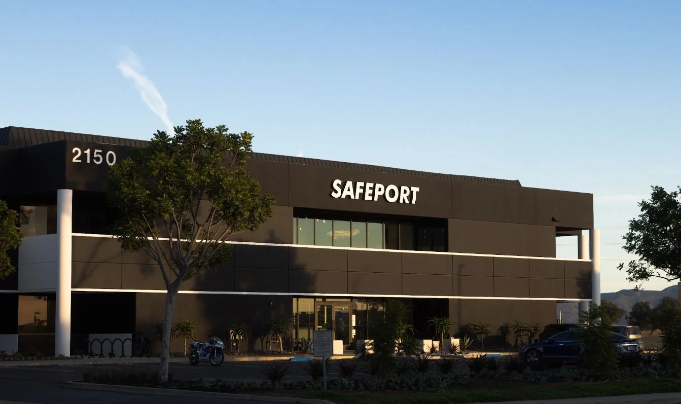 SAFEPORT FRONT.JPG