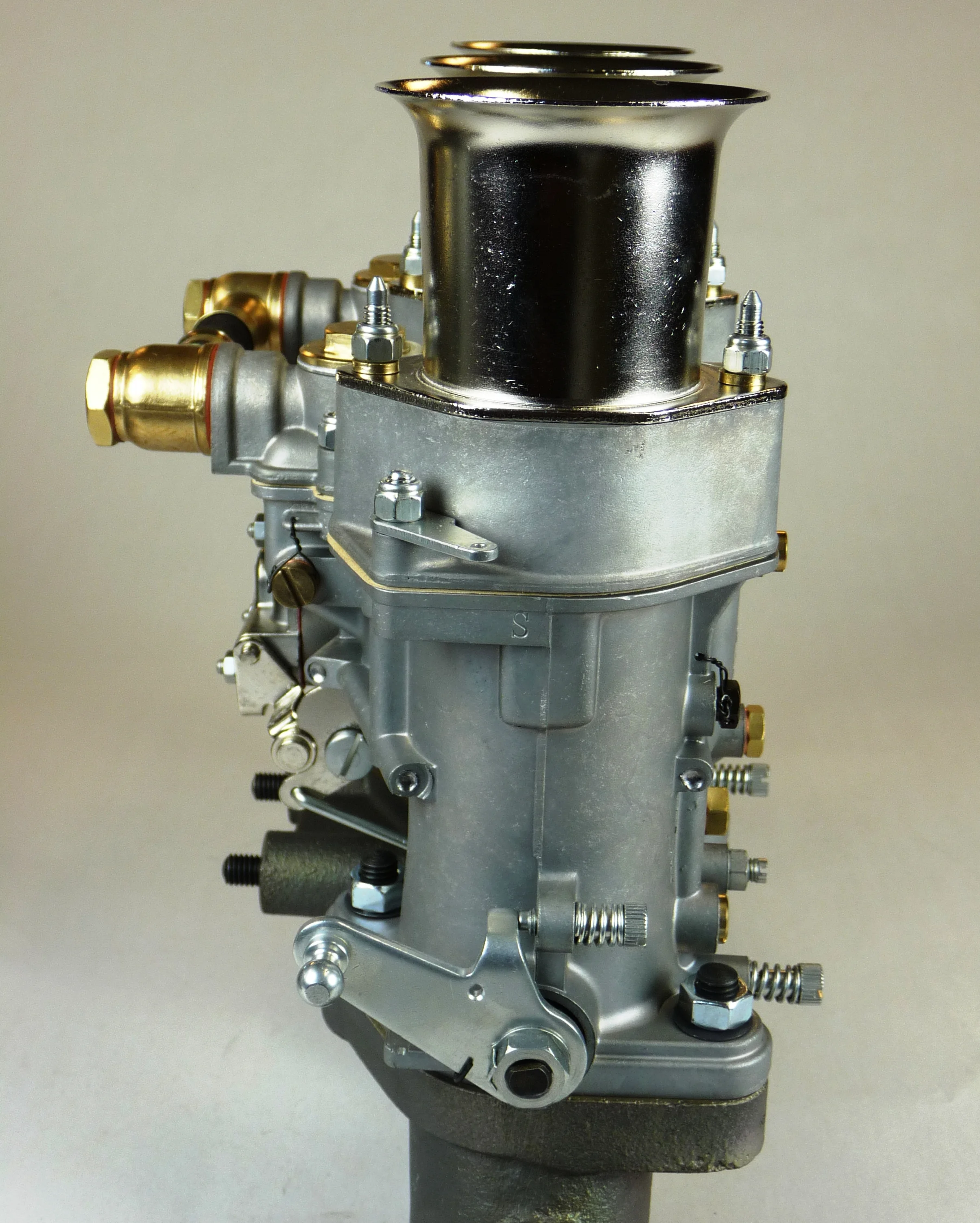 End view of 40IDA(S)3C showing "S" stamp