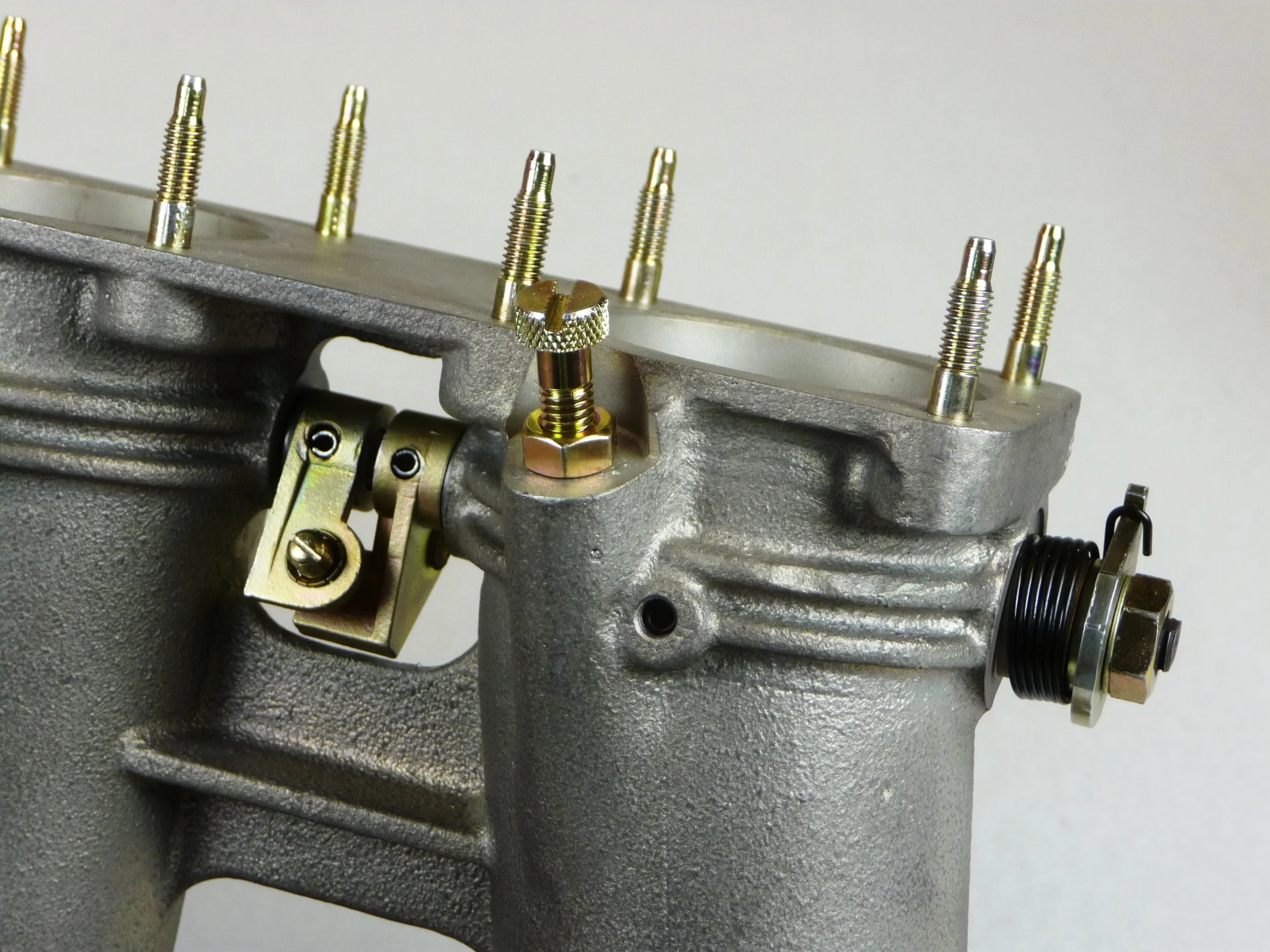  View of forward end of throttle housing and shaft coupling 