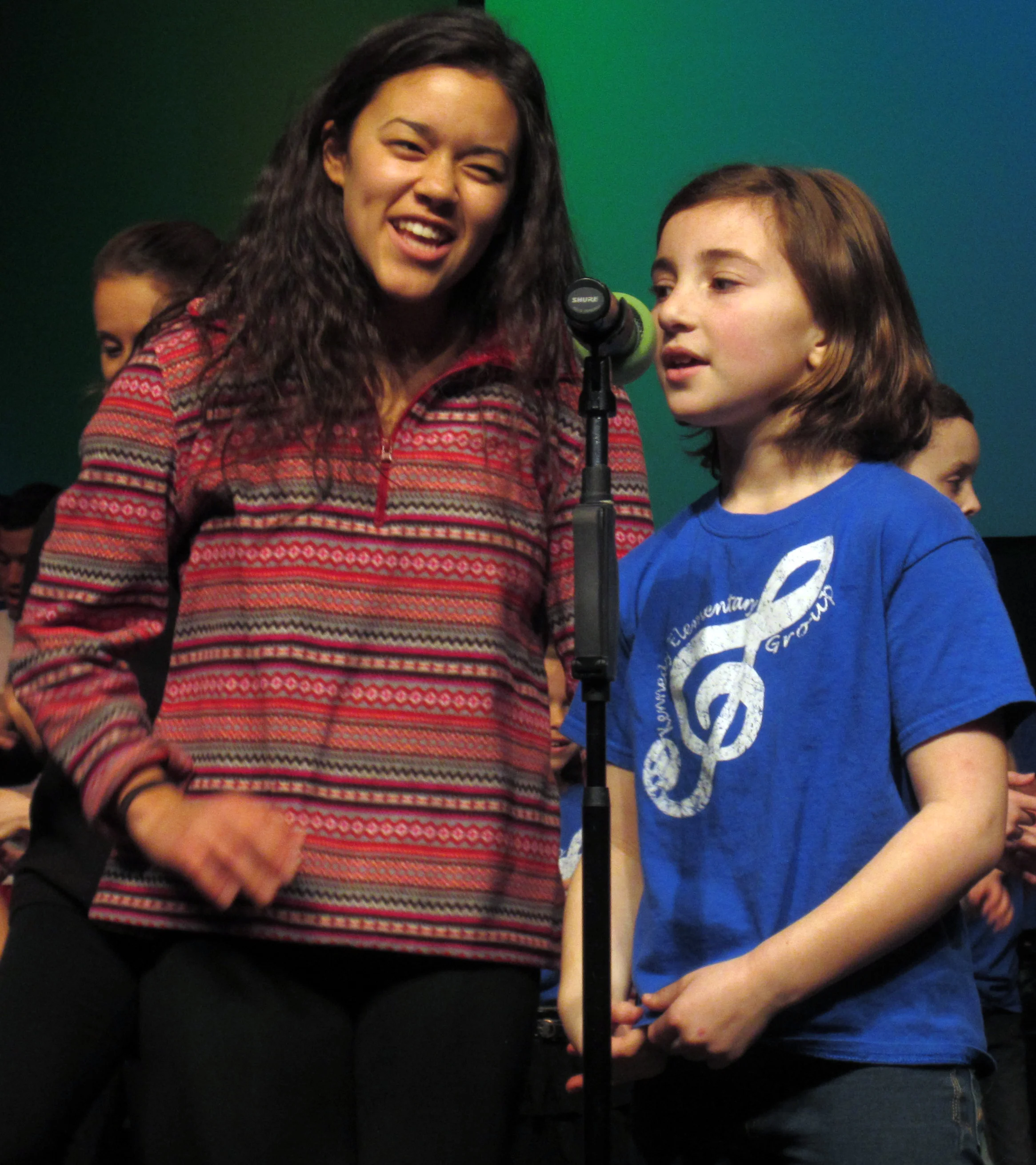 Atzie shares mic with Grafton friend!