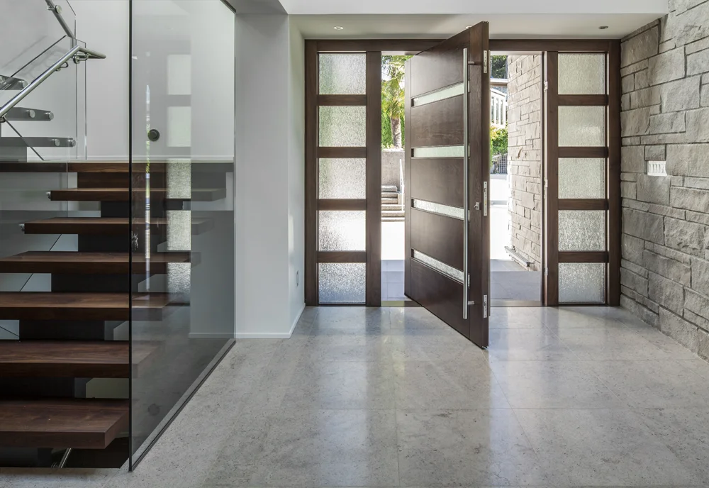 GRAND ENTRANCE