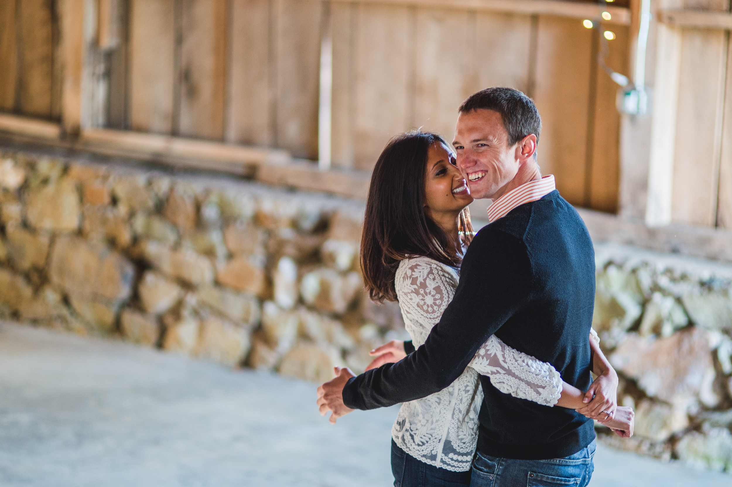 Barn engagement session by Mantas Kubilinskas-5.jpg