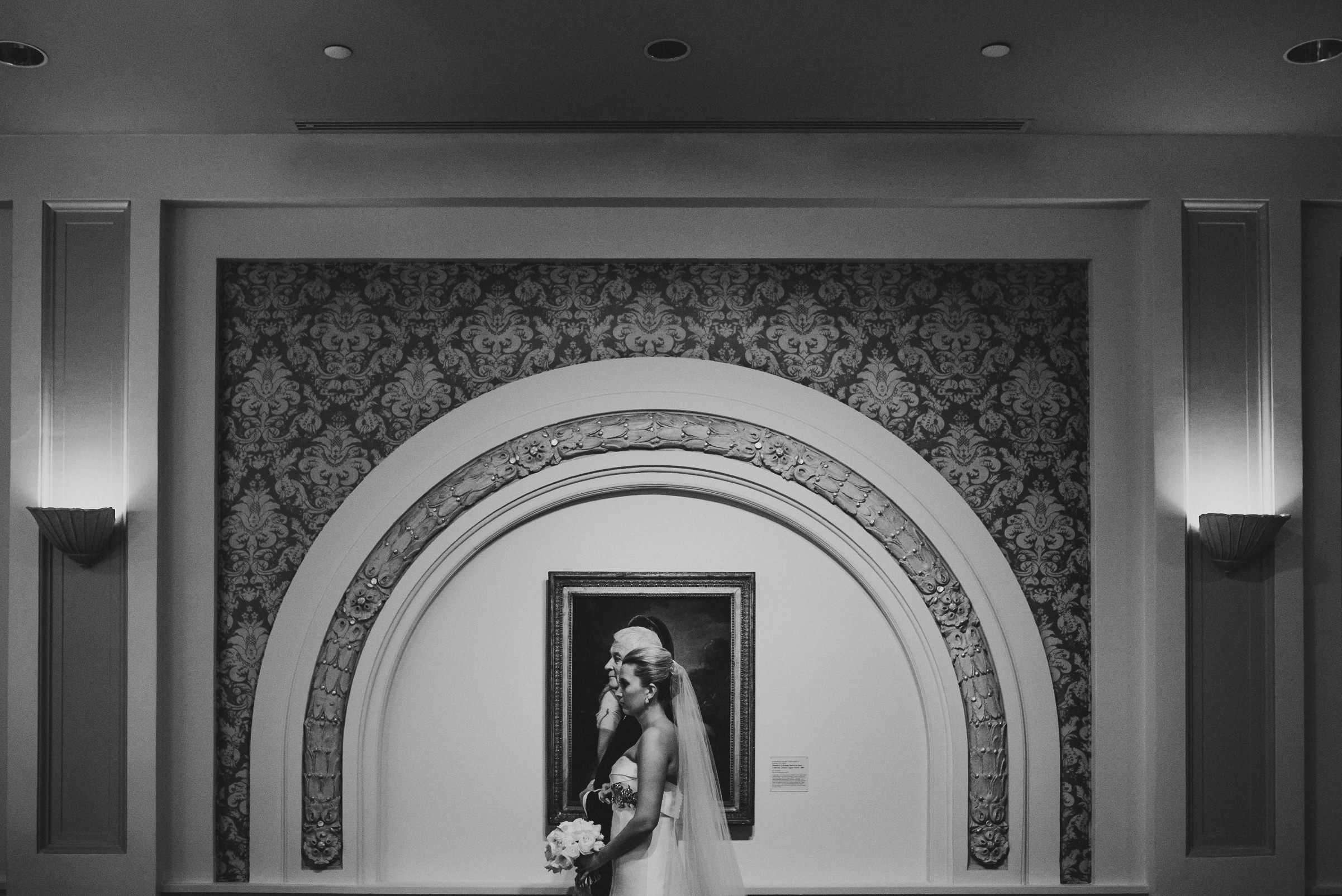 Wedding at National Museum of Women in the Arts by Photographer Mantas Kubilinskas-20.jpg