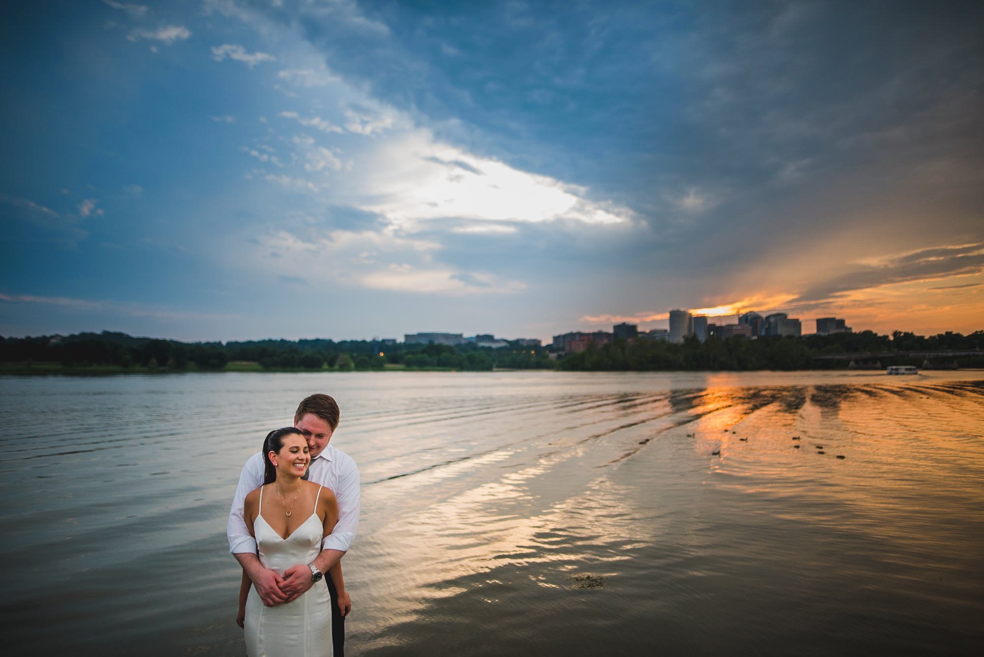 arlington memorial bridge engagement session-4.jpg