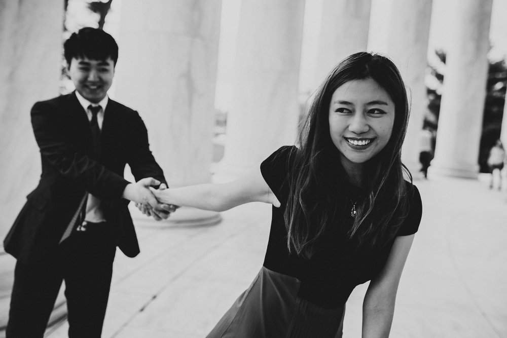  Creative engagement photographer Lincoln Memorial 