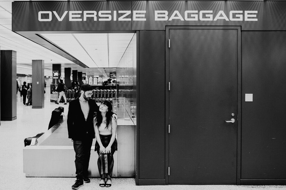  dulles airport engagement session Photographer Mantas Kubilinskas 