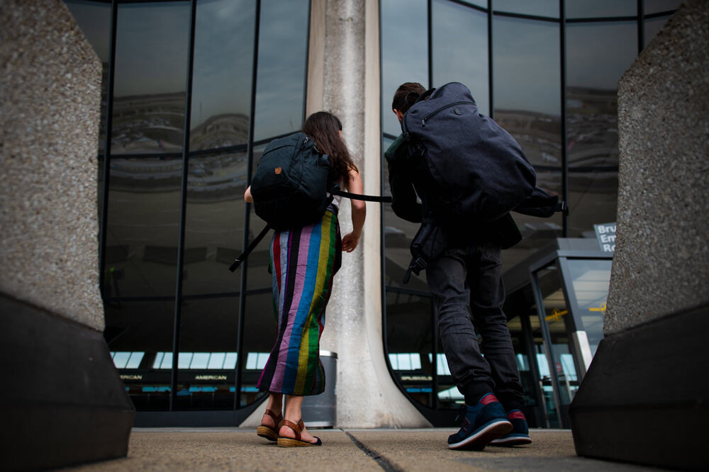  dulles airport engagement session Photographer Mantas Kubilinskas 