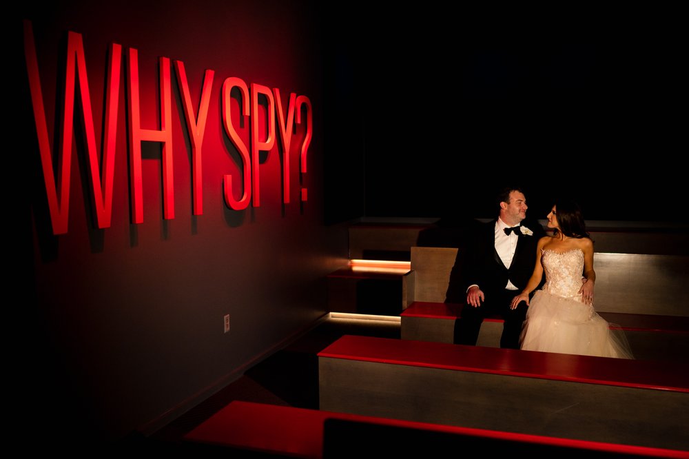  Spy Museum Washington D.C. Jewish Wedding by the best documentary photographer Mantas Kubilinskas 