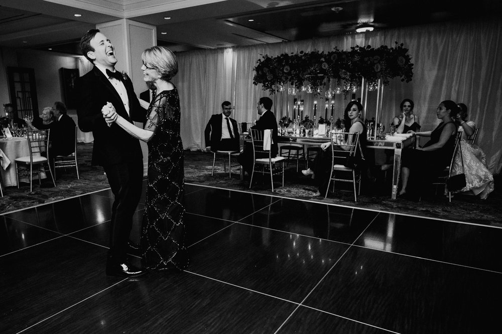  Four Seasons Hotel Washington DC Jewish Wedding by the best wedding documentary photographer Mantas Kubilinskas 