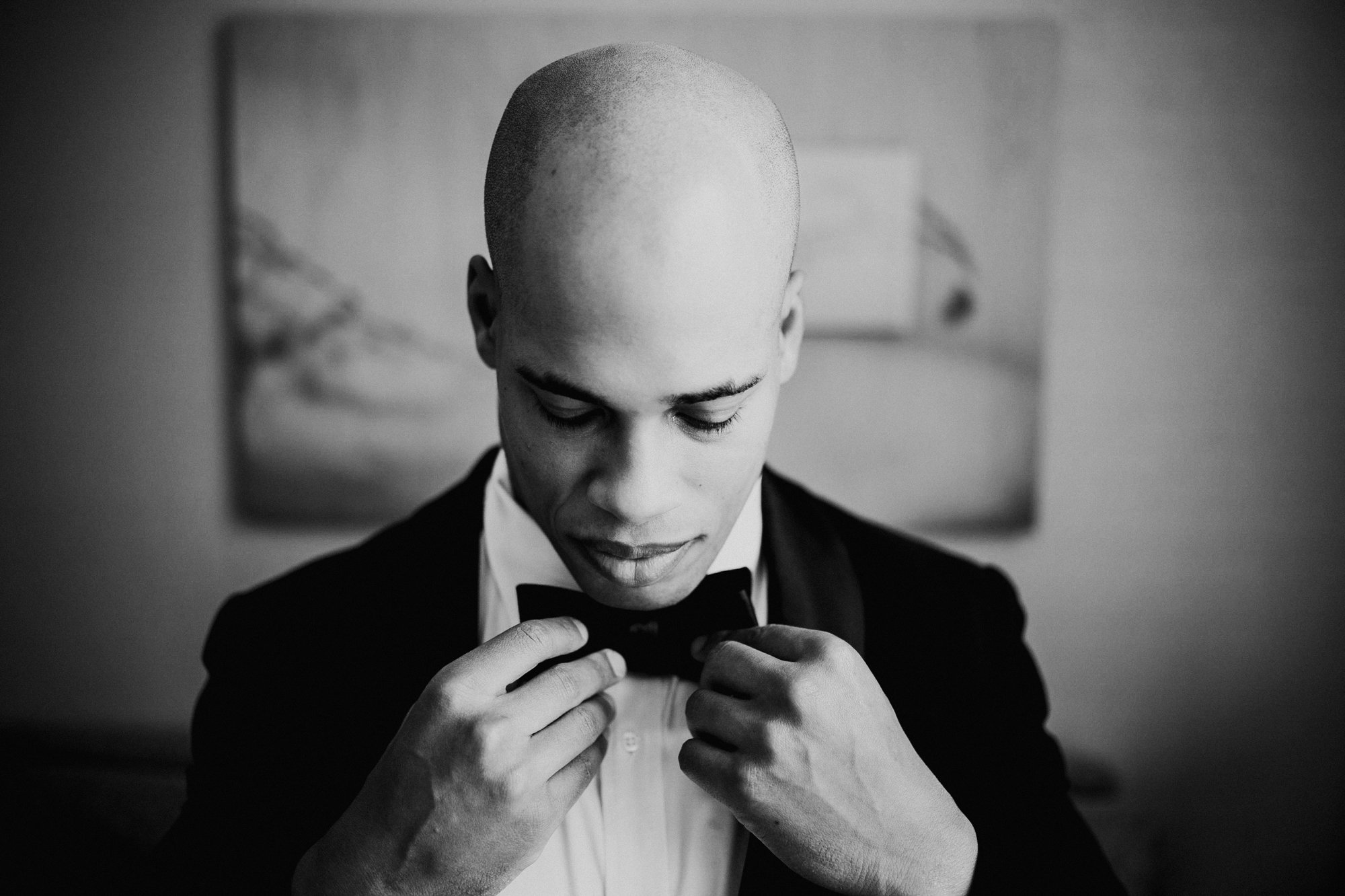 Groom is getting ready at Bethesda North Marriott