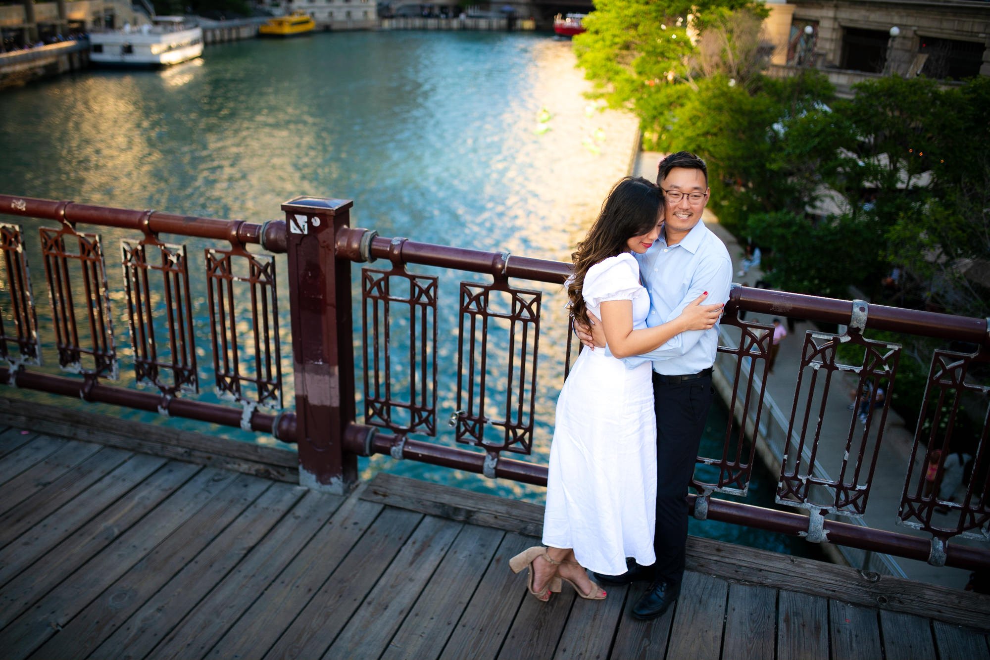 Chicago engagement photographer Mantas Kubilinskas