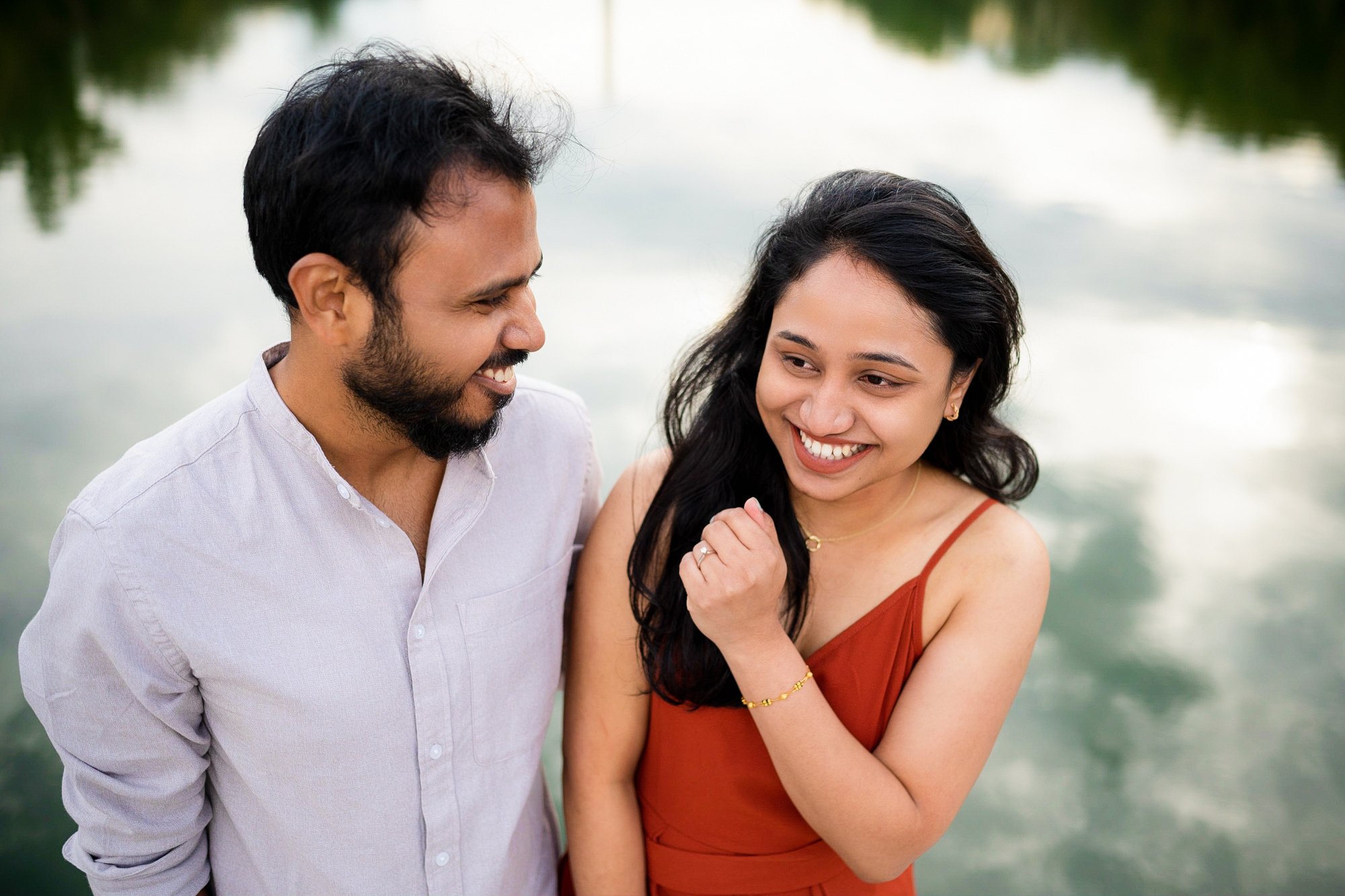 Lincoln memorial engagement photos Mantas Kubilinskas captured real moments of couple having great time at their photoshoot and proposal-10.jpg