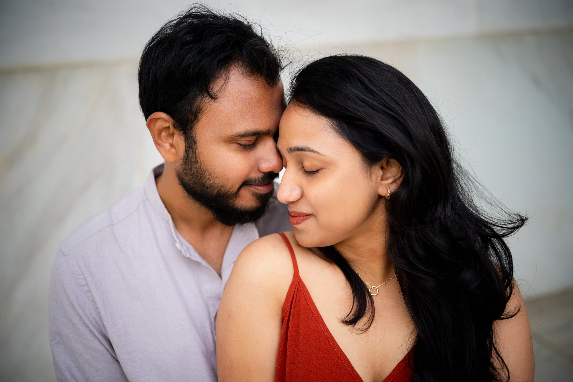 Lincoln memorial engagement photos Mantas Kubilinskas captured real moments of couple having great time at their photoshoot and proposal-4.jpg